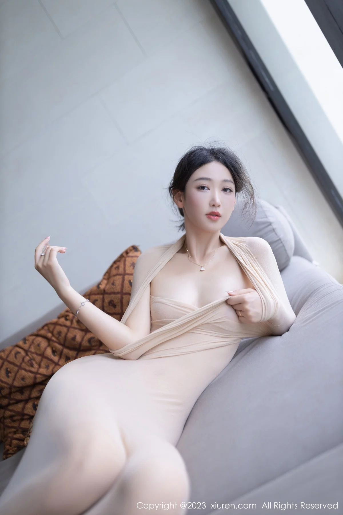 XiuRen第7621期_模特唐安琪装在套子的人主题轻透薄纱裹身秀惹火身材诱惑写真79P