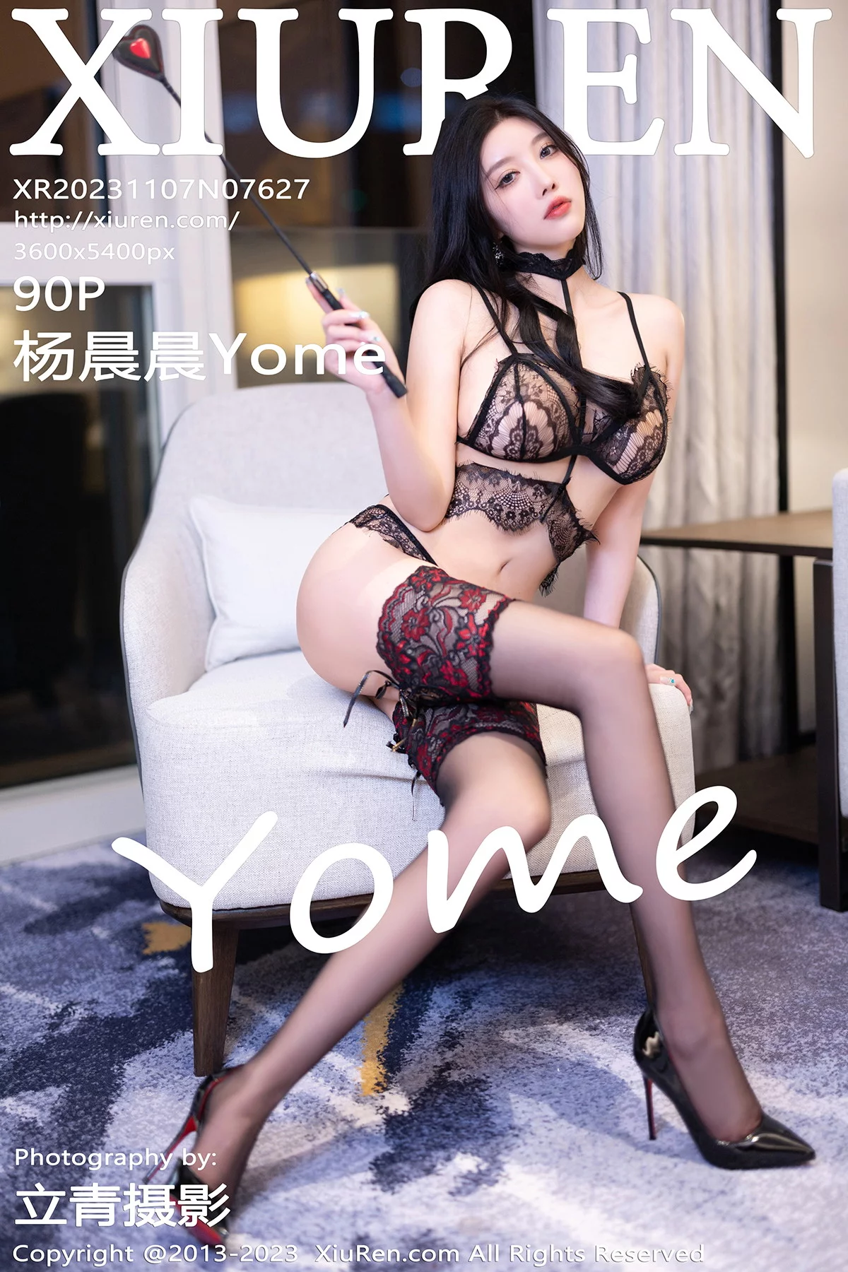 XiuRen第7627期_女神杨晨晨Yome性感黑色上衣配黑短裙露超薄无内黑丝魅惑写真90P