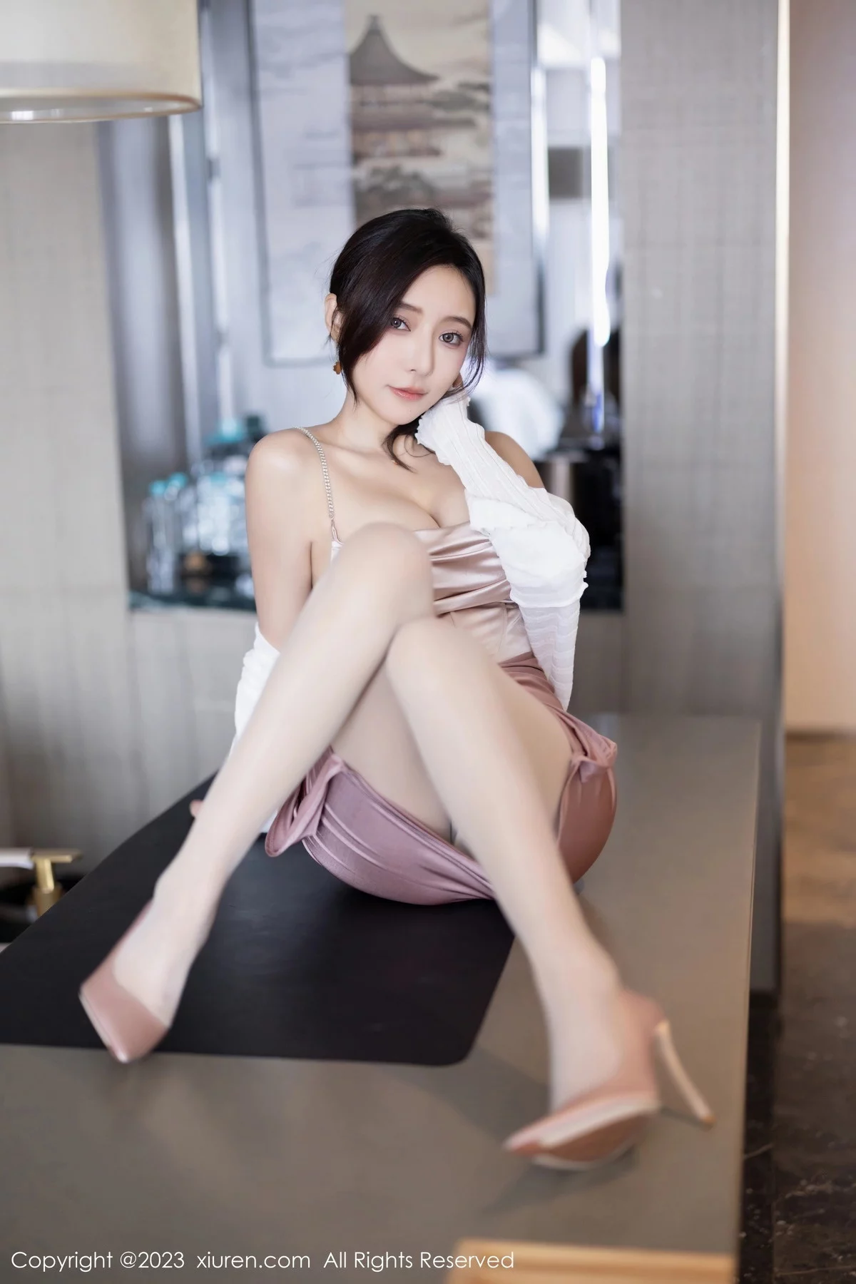XiuRen第7640期_女神王馨瑶yanni粉色连衣短裙+黑色情趣服秀完美身材诱惑写真88P