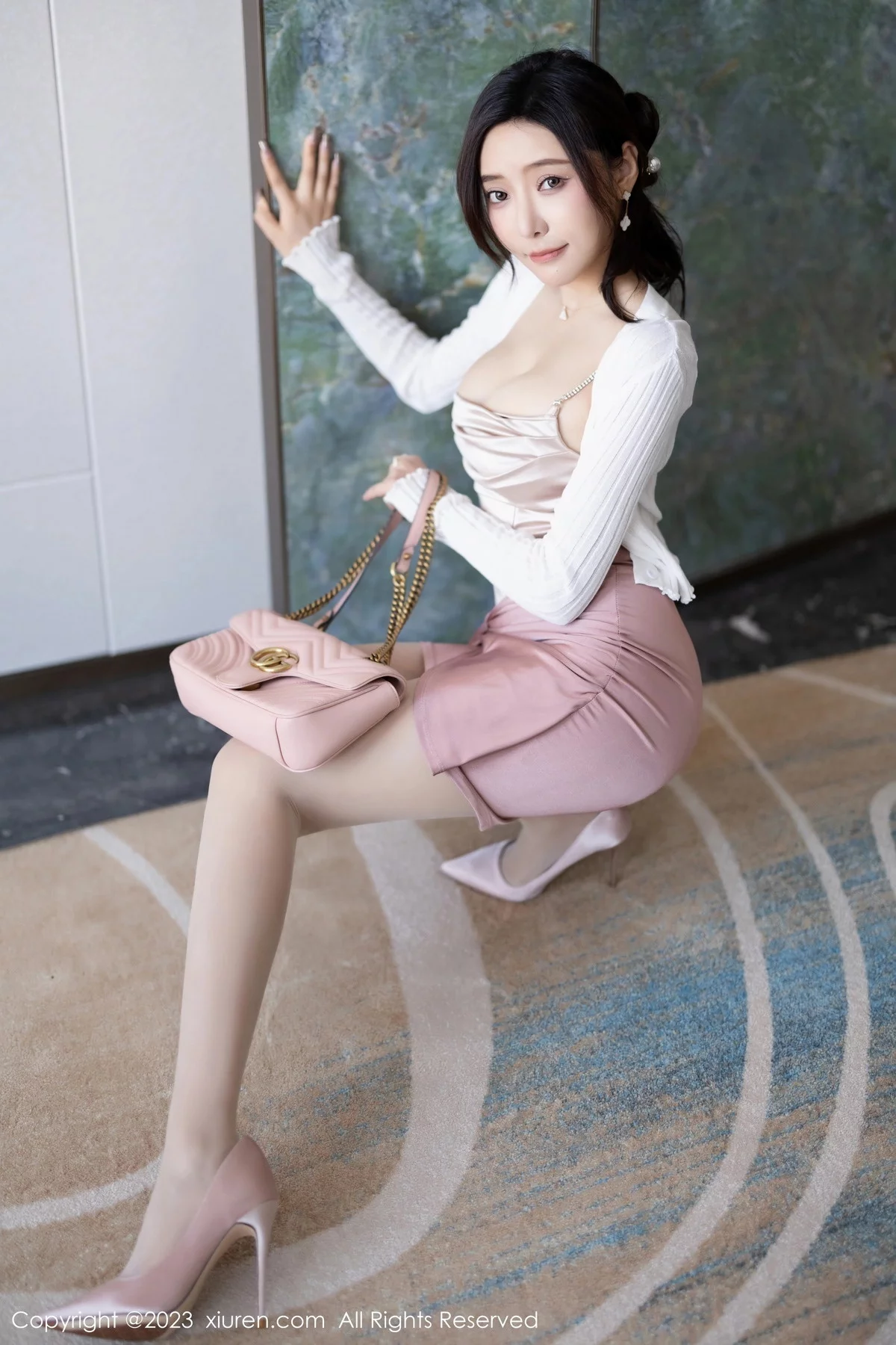 XiuRen第7640期_女神王馨瑶yanni粉色连衣短裙+黑色情趣服秀完美身材诱惑写真88P