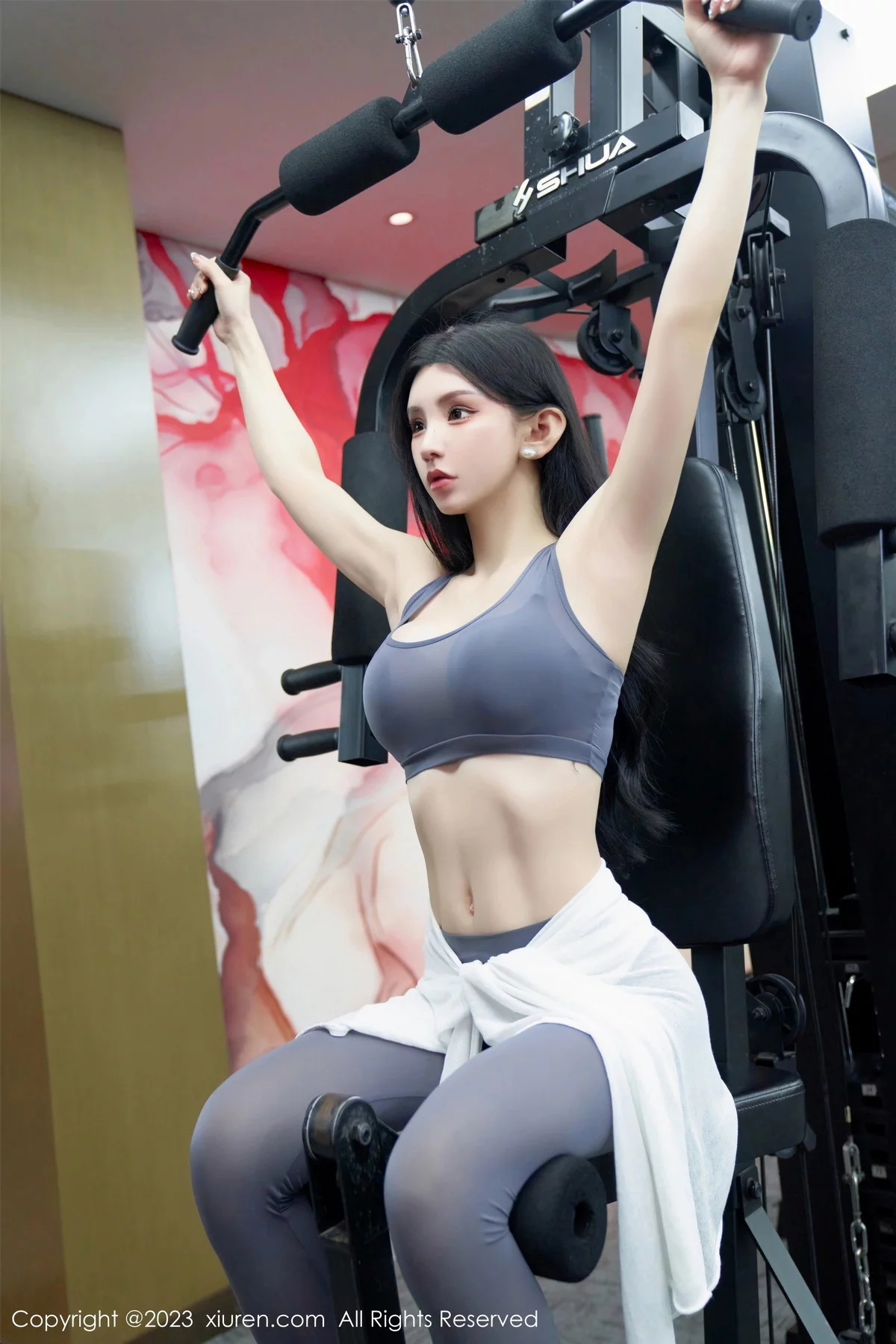 XiuRen第7651期_女神周于希Sally酒店场景性感灰色健身服紧身秀完美身材诱惑写真91P