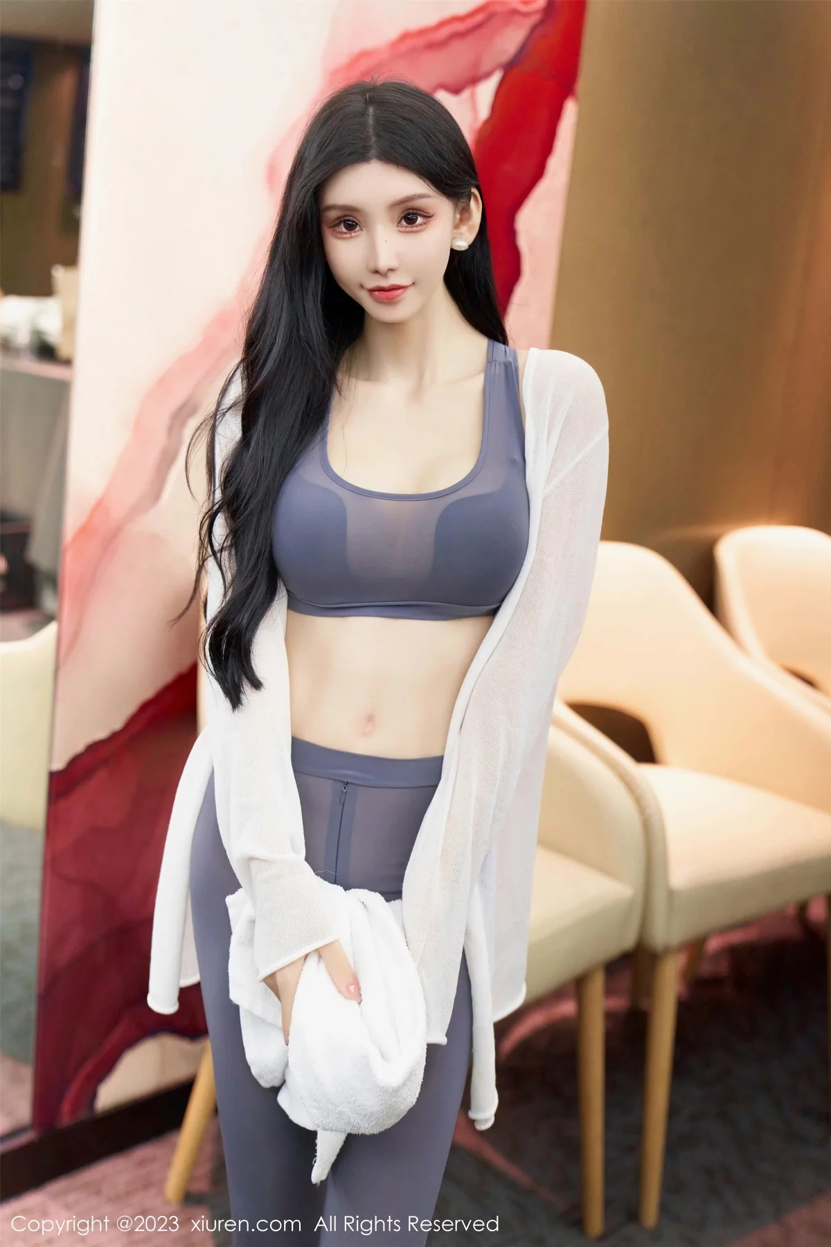 XiuRen第7651期_女神周于希Sally酒店场景性感灰色健身服紧身秀完美身材诱惑写真91P
