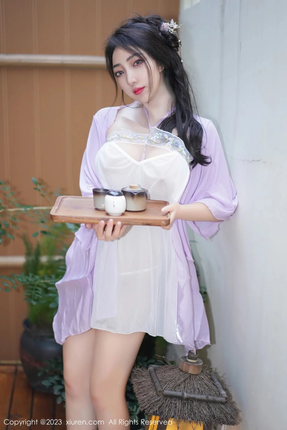 XiuRen第7665期_模特娇喘JC性感紫色薄纱古典服配情趣内衣秀惹火身材诱惑写真61P