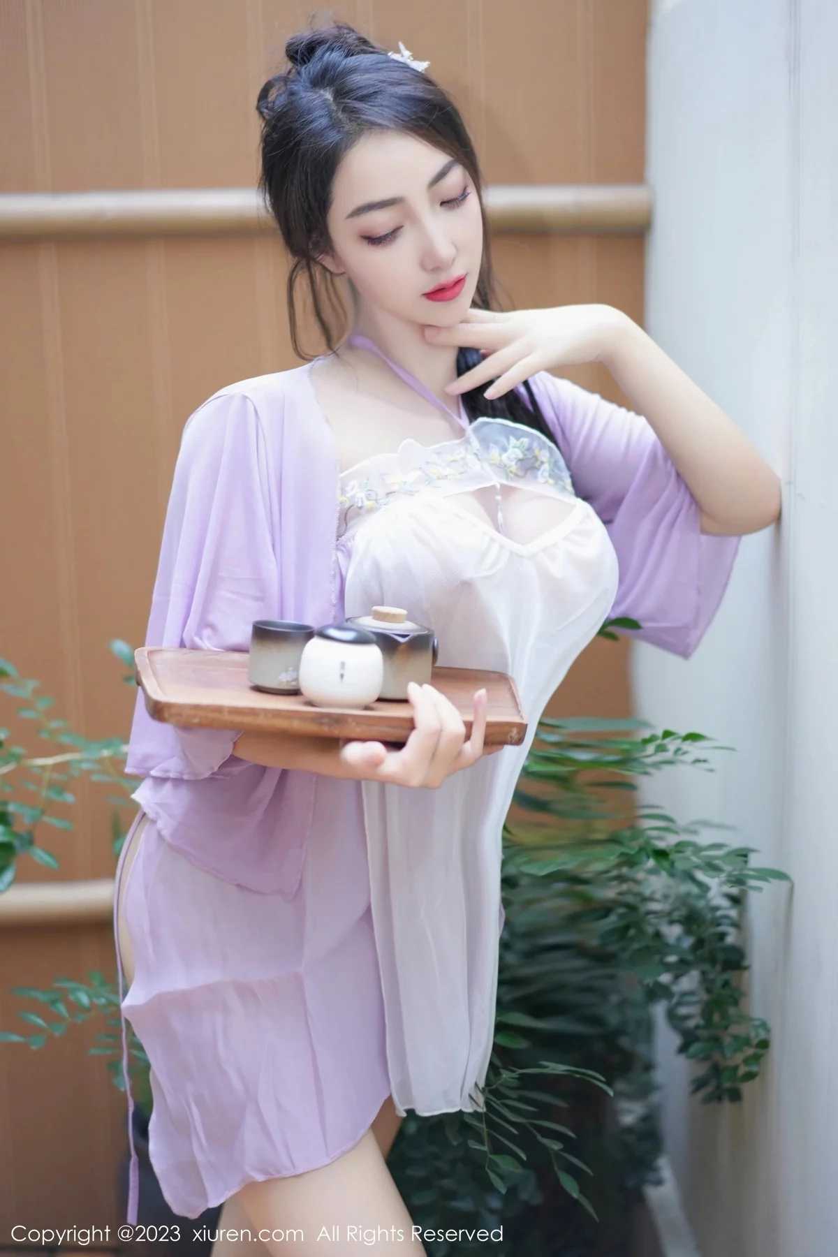 XiuRen第7665期_模特娇喘JC性感紫色薄纱古典服配情趣内衣秀惹火身材诱惑写真61P