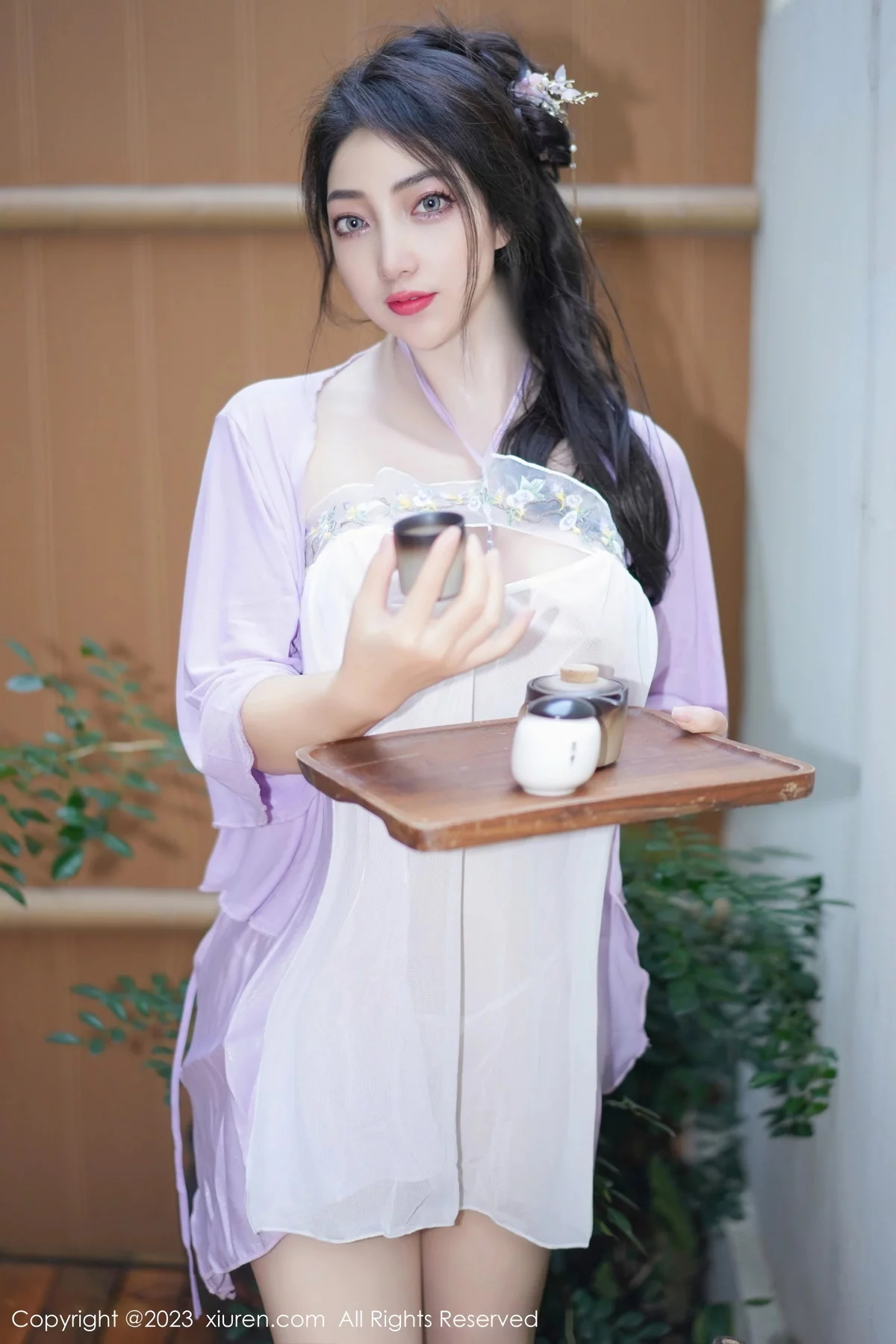 XiuRen第7665期_模特娇喘JC性感紫色薄纱古典服配情趣内衣秀惹火身材诱惑写真61P