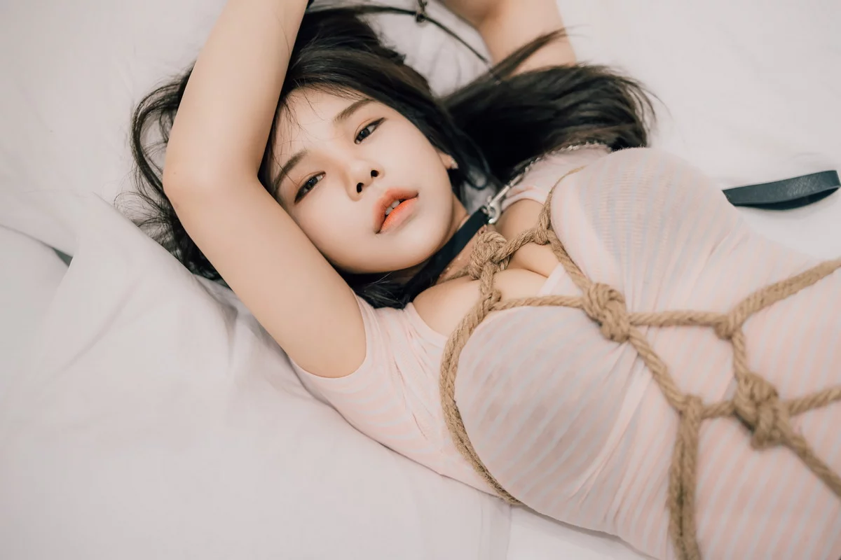 韩国网红美女Zzyuri-Rope Series主题私房绳索系列情趣捆绑秀丰满身材诱惑写真93P