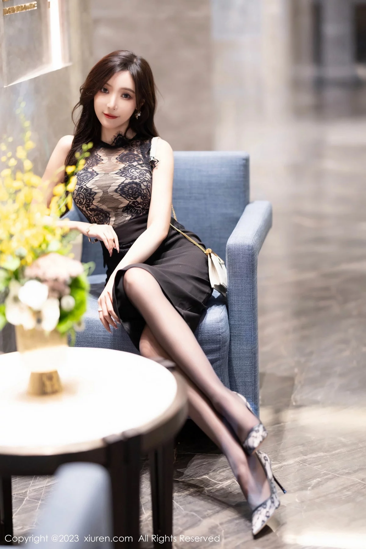 XiuRen第7568期_女神王馨瑶yanni性感黑色蕾丝内衣配闪亮黑丝秀惹火身材诱惑写真91P