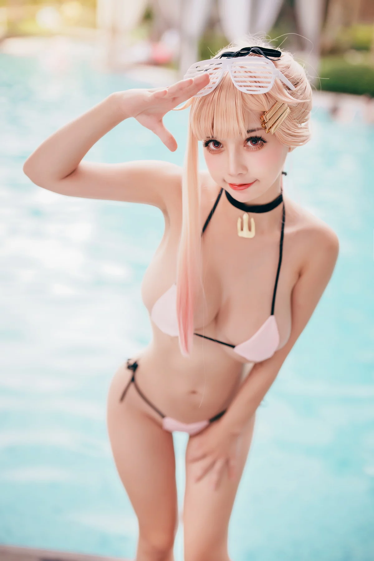 Coser美女沖田凜花RinKa-Yuudachi主题泳池边性感粉色比基尼秀完美身材诱惑写真30P