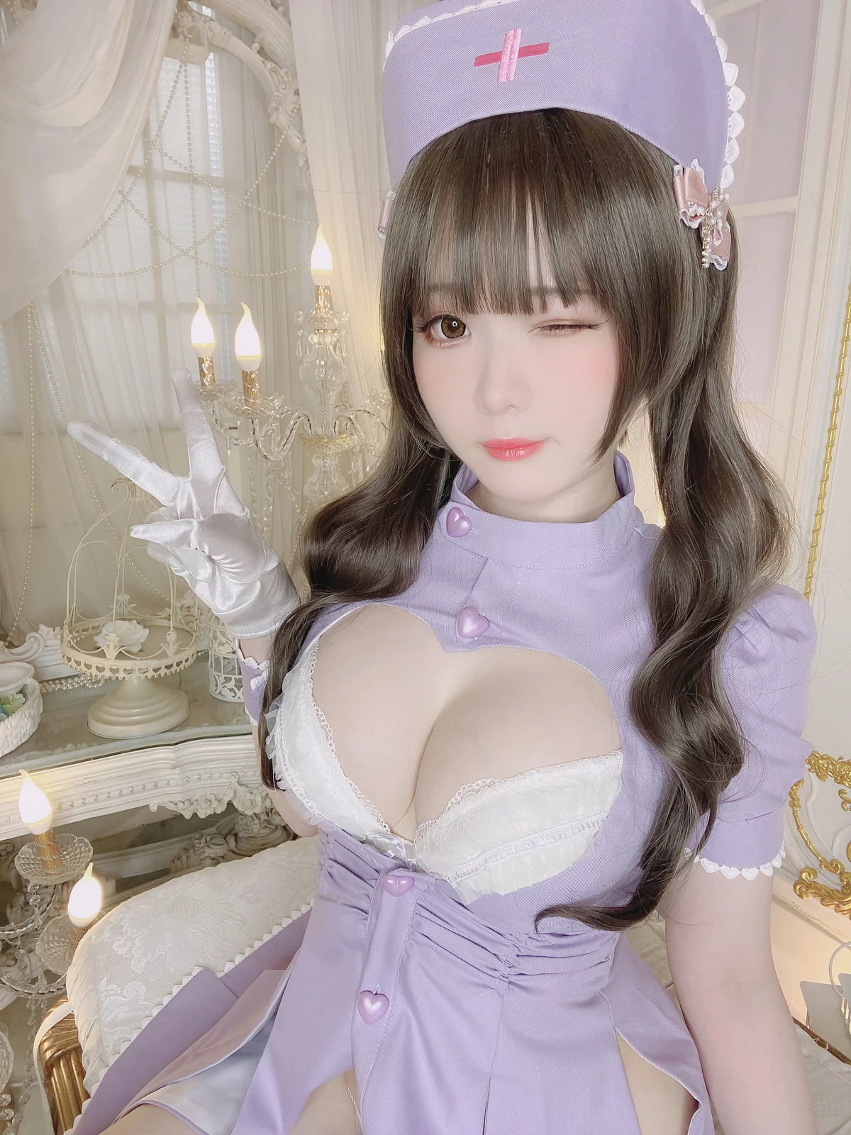 微博妹纸霜月shimo紫护士主题性感紫色护士装露白色蕾丝内衣秀丰满身材诱惑写真20P