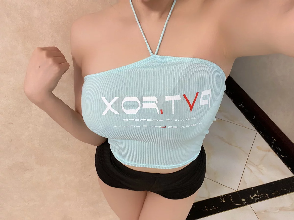 网红小姐姐奶宝妹纸微密圈嘉宾主题私房性感内衣服饰系列秀丰满身材诱惑写真300P