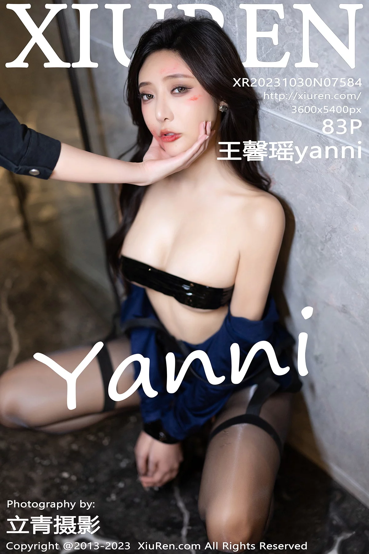 XiuRen第7584期_女神王馨瑶yanni性感蓝色情趣服配闪亮黑丝秀惹火身材诱惑写真83P