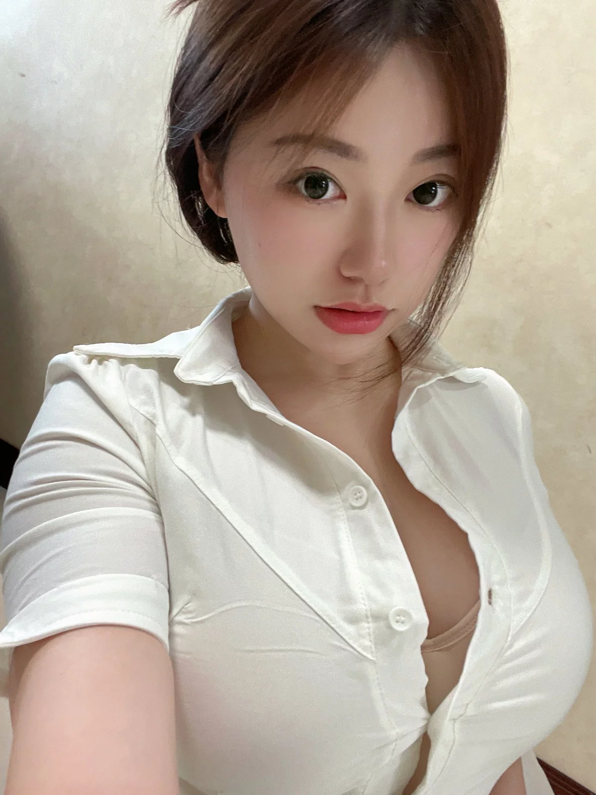 网红小姐姐奶宝妹纸微密圈嘉宾主题私房性感内衣服饰系列秀丰满身材诱惑写真300P