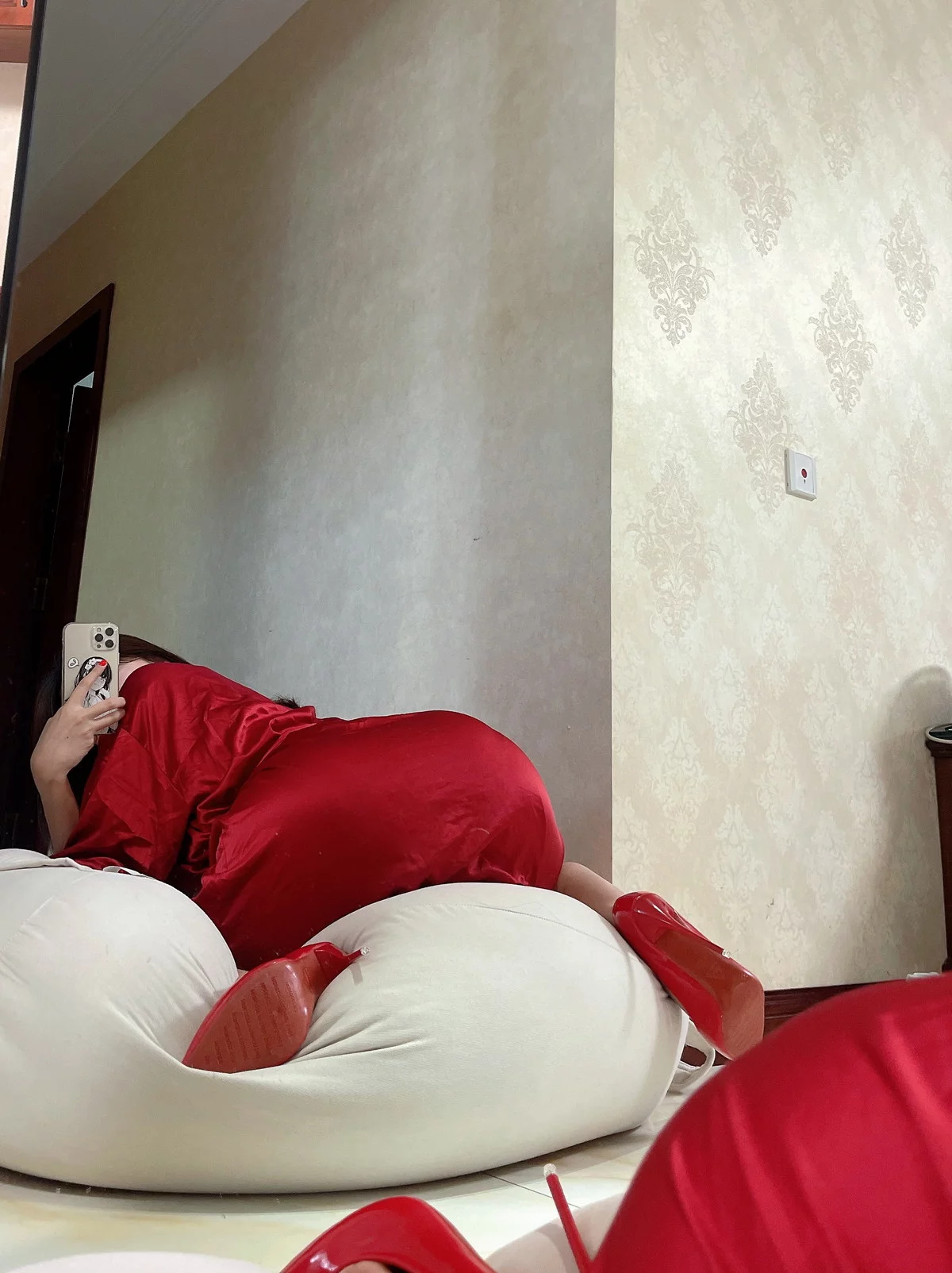 网红小姐姐奶宝妹纸微密圈嘉宾主题私房性感内衣服饰系列秀丰满身材诱惑写真300P