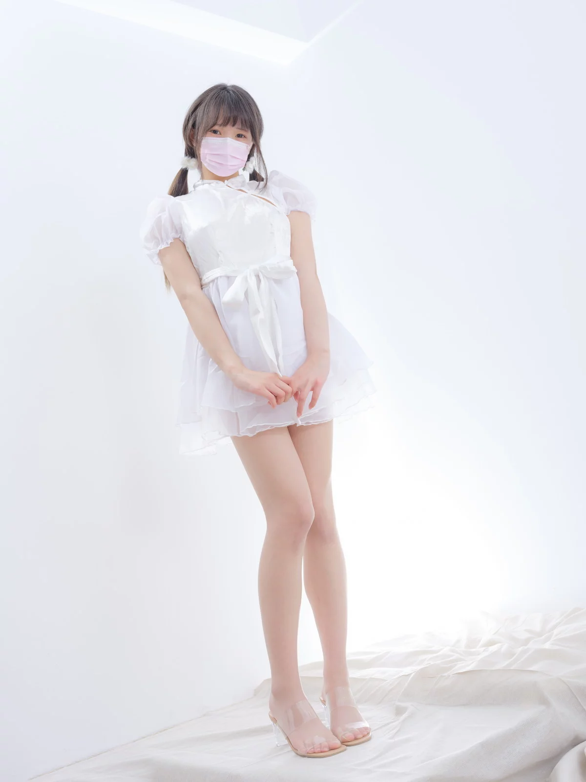 萝莉写真机构森萝财团春雪主题性感白色薄纱短裙配超薄肉丝情趣捆绑诱惑写真115P