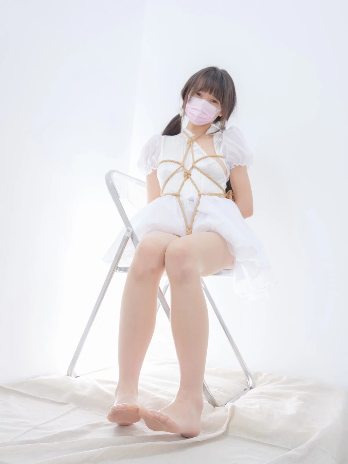萝莉写真机构森萝财团春雪主题性感白色薄纱短裙配超薄肉丝情趣捆绑诱惑写真115P