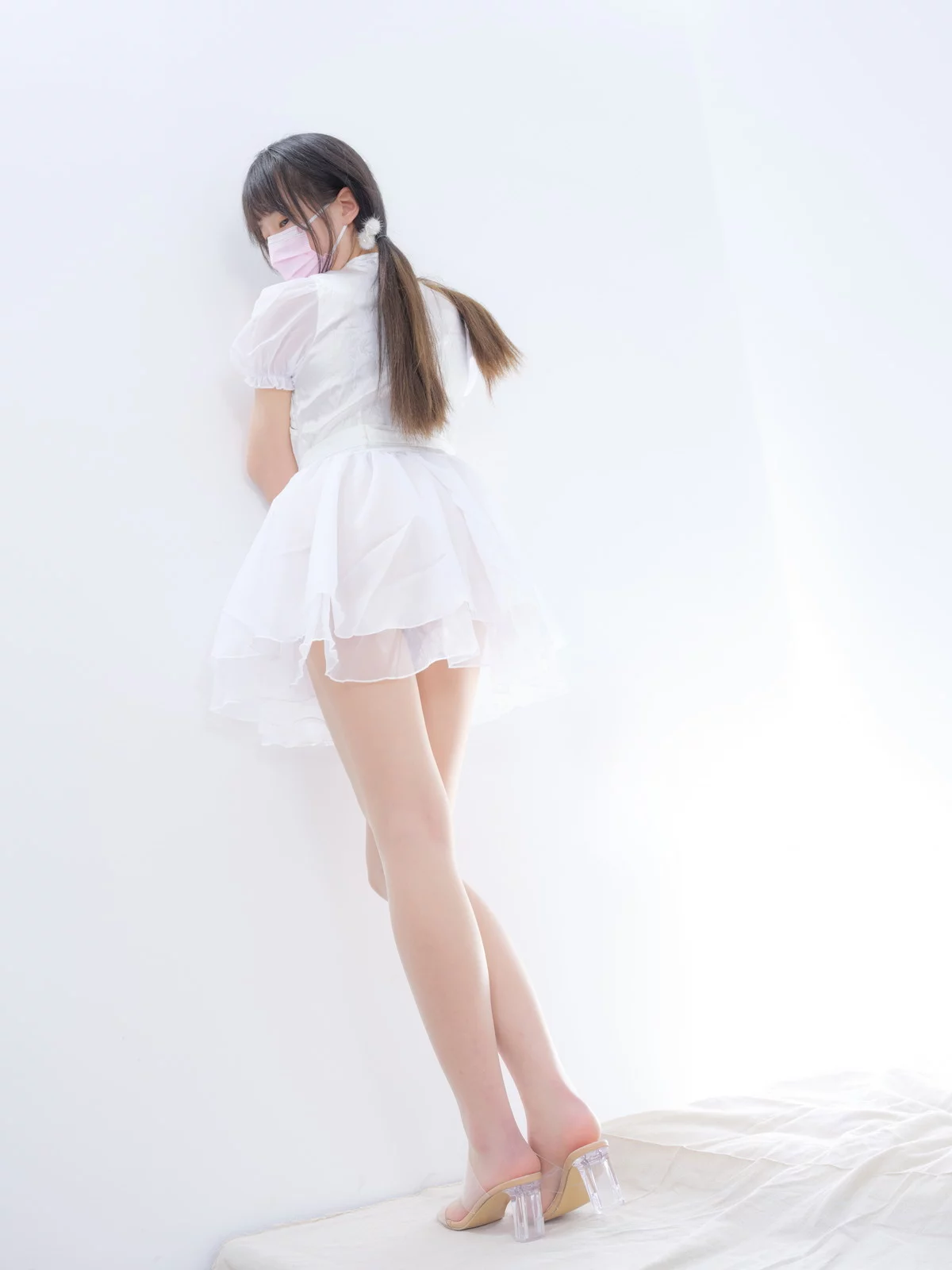 萝莉写真机构森萝财团春雪主题性感白色薄纱短裙配超薄肉丝情趣捆绑诱惑写真115P