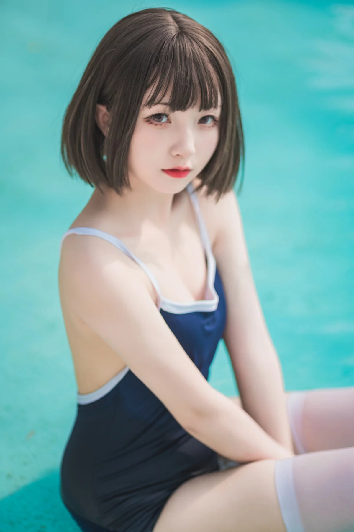 网络美女花铃JK死库水主题泳池性感死库水配白丝袜湿身秀翘臀美腿迷人诱惑写真109P