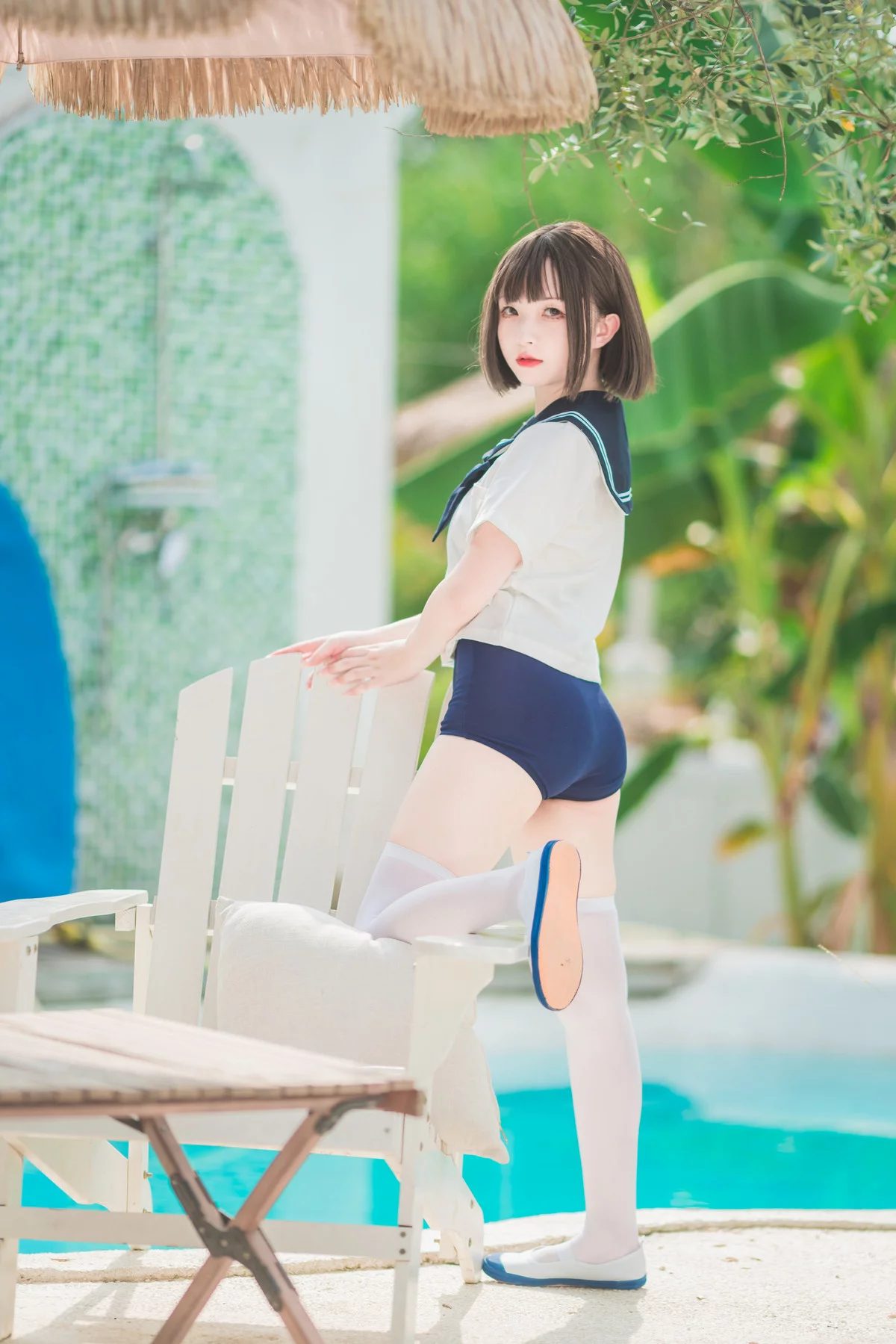 网络美女花铃JK死库水主题泳池性感死库水配白丝袜湿身秀翘臀美腿迷人诱惑写真109P