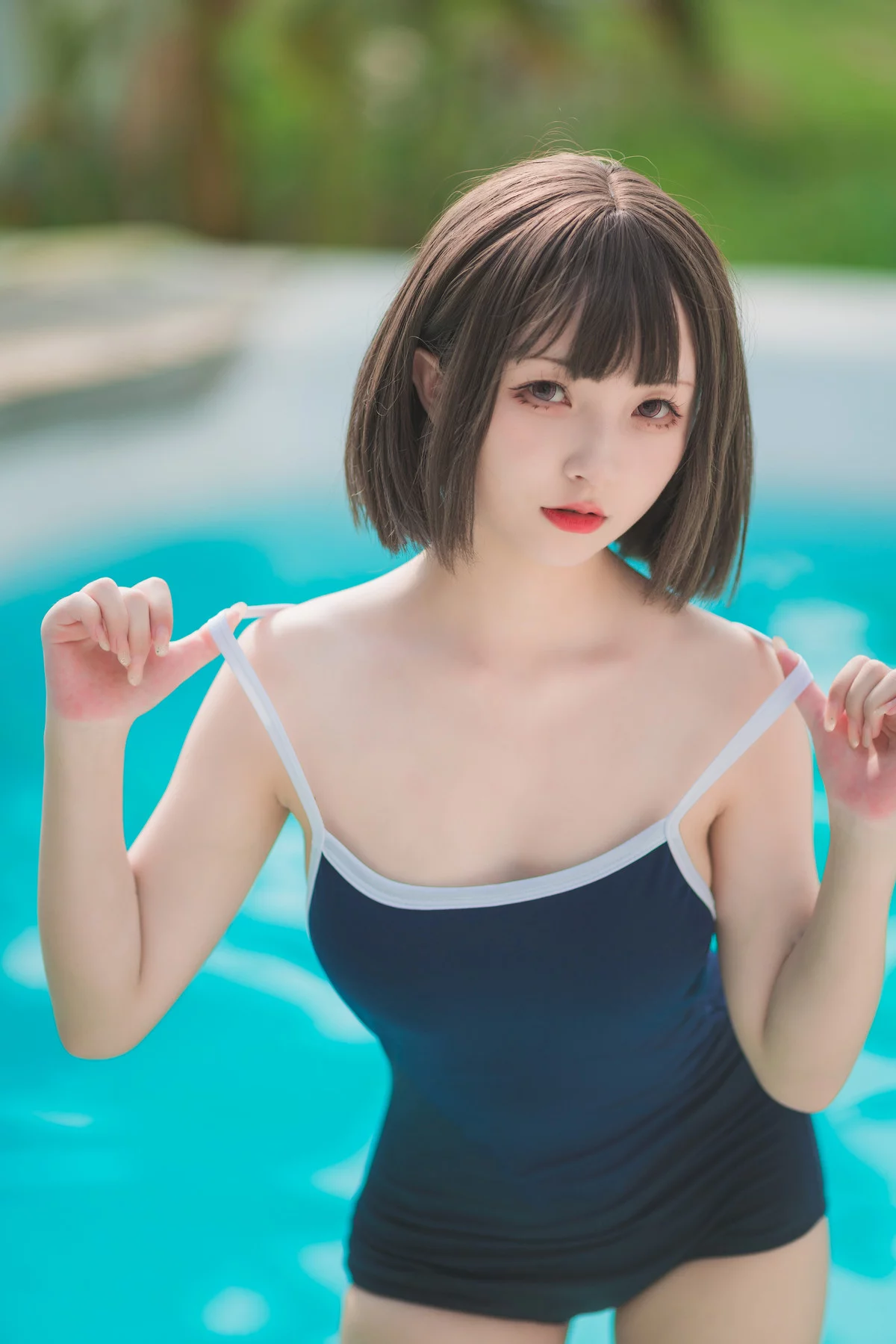 网络美女花铃JK死库水主题泳池性感死库水配白丝袜湿身秀翘臀美腿迷人诱惑写真109P