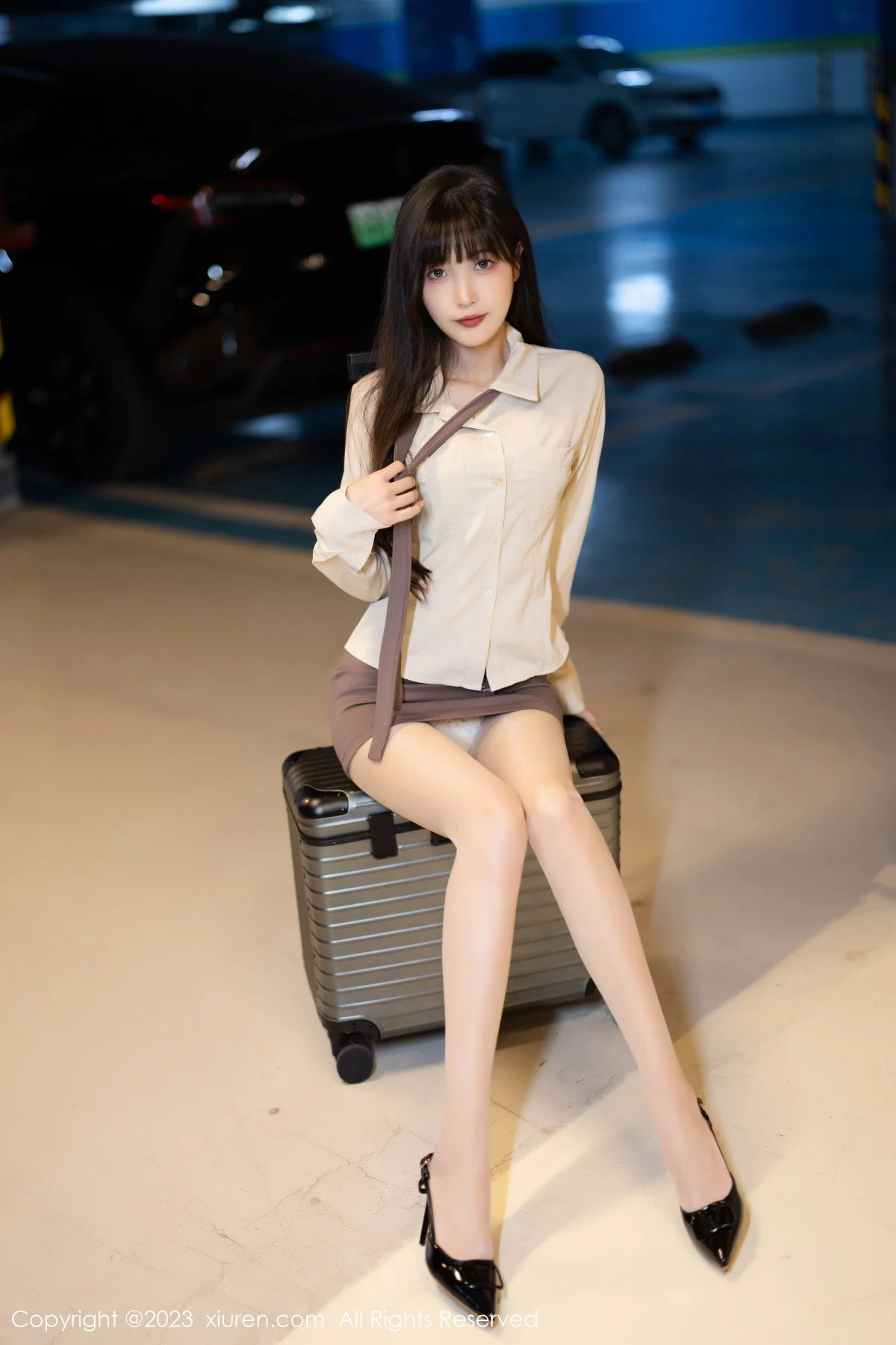 XiuRen第7745期_模特林星阑性感杏色上衣配短裙露原色丝袜秀苗条身材诱惑写真83P