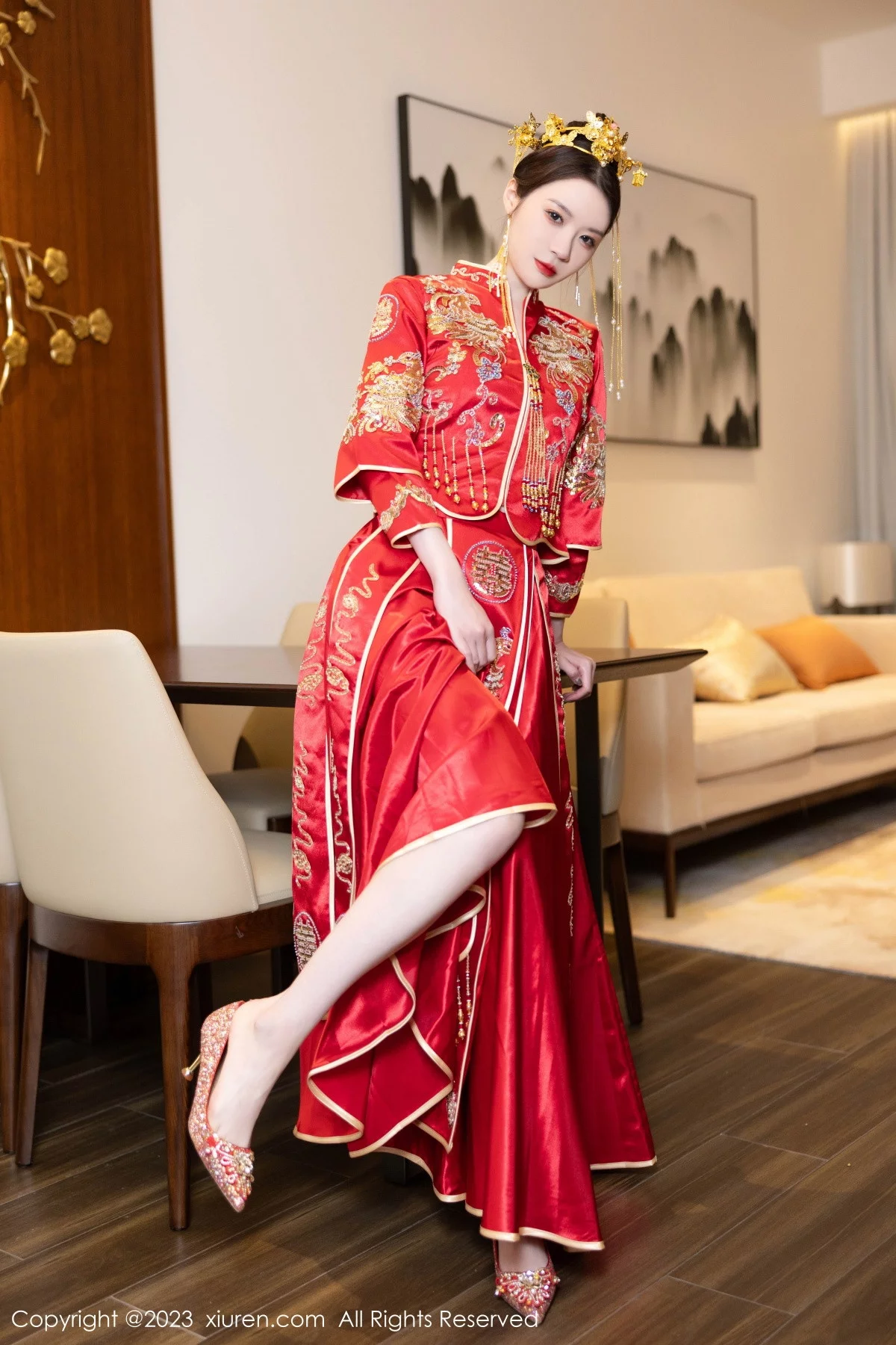 XiuRen第7766期_模特梦心玥性感红色中式婚服露红色薄透肚兜内衣撩人诱惑写真88P