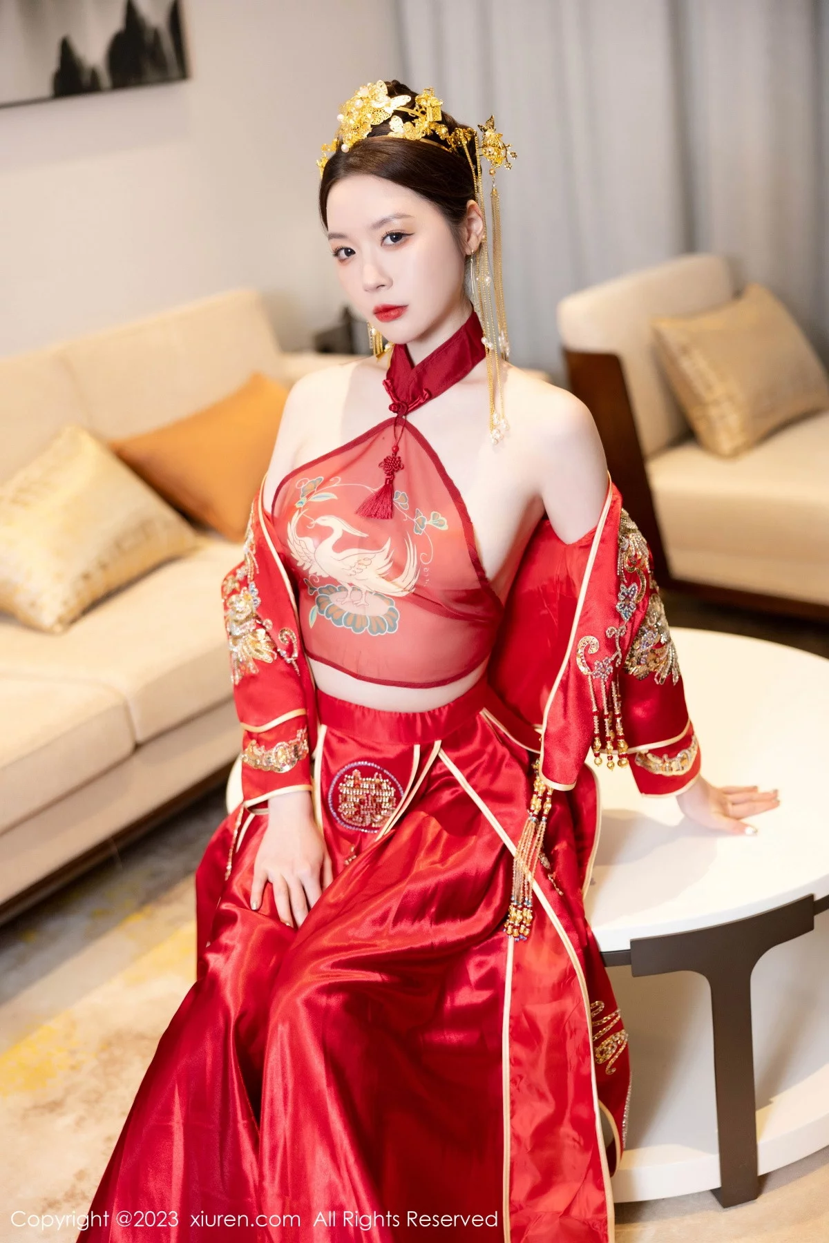 XiuRen第7766期_模特梦心玥性感红色中式婚服露红色薄透肚兜内衣撩人诱惑写真88P