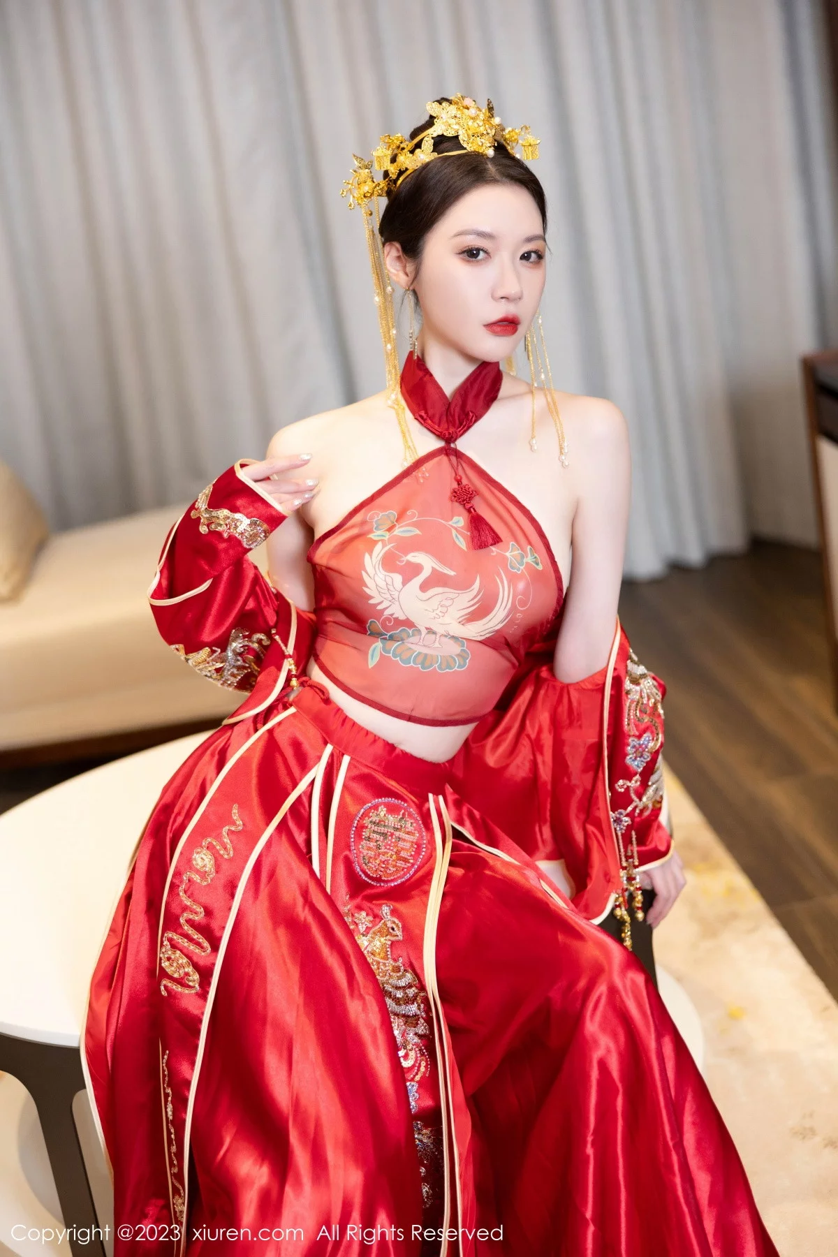 XiuRen第7766期_模特梦心玥性感红色中式婚服露红色薄透肚兜内衣撩人诱惑写真88P