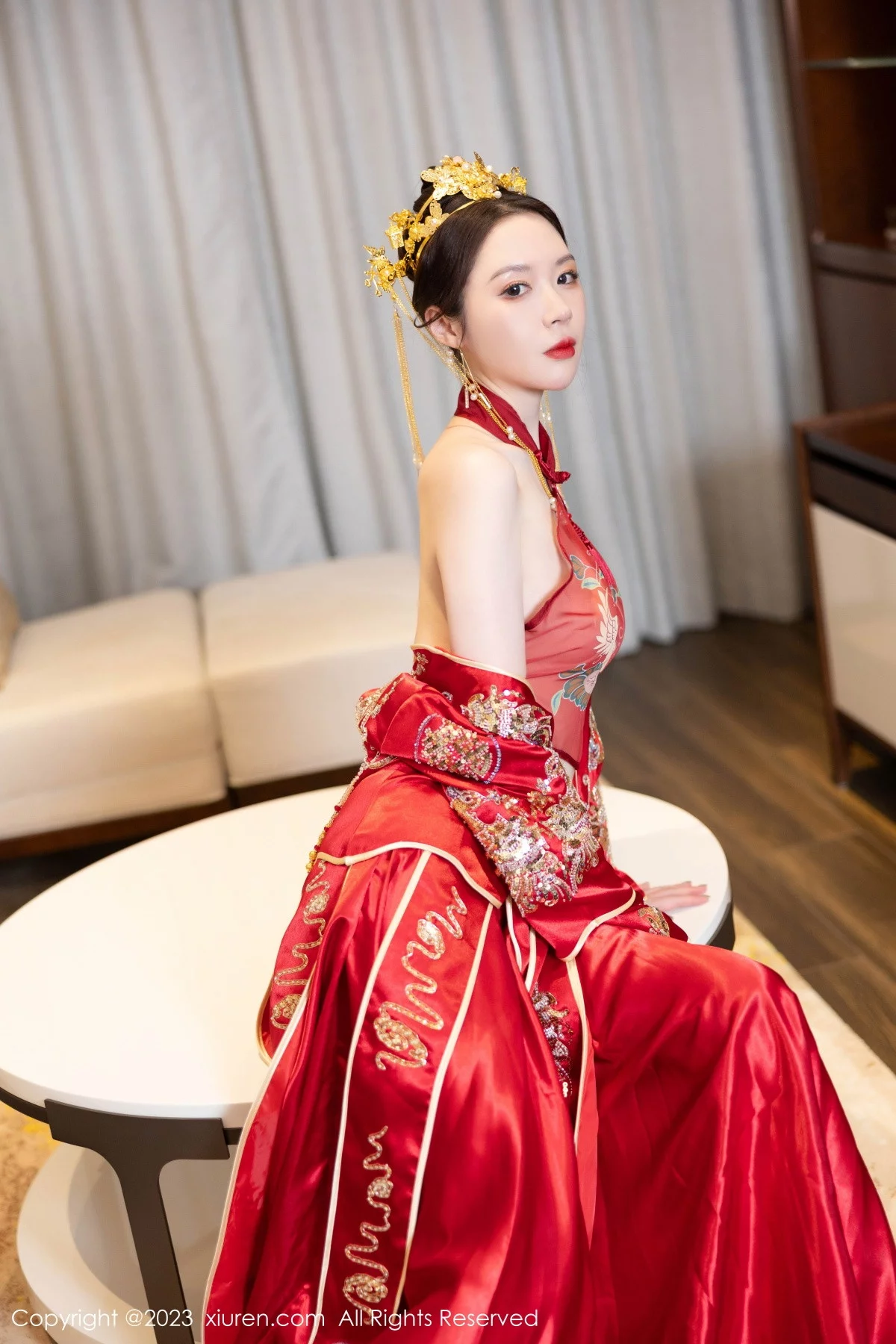 XiuRen第7766期_模特梦心玥性感红色中式婚服露红色薄透肚兜内衣撩人诱惑写真88P