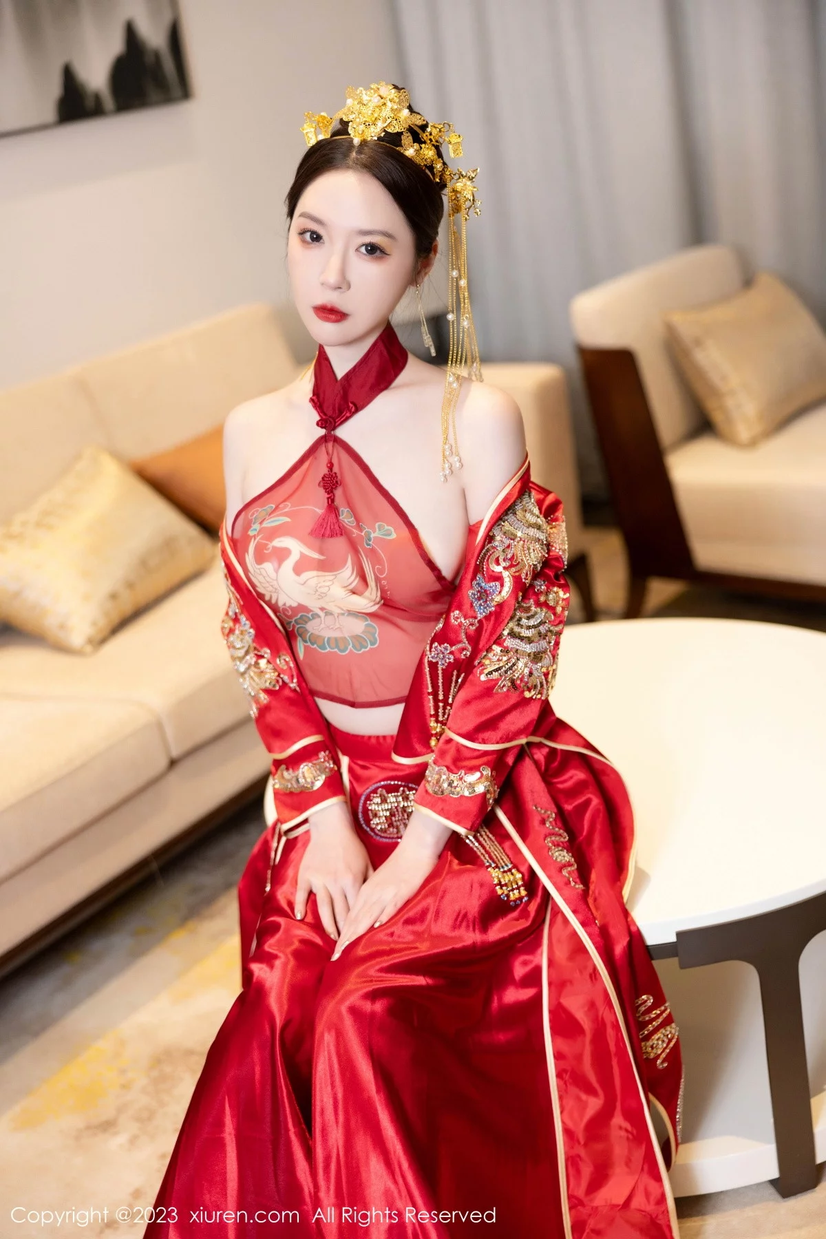 XiuRen第7766期_模特梦心玥性感红色中式婚服露红色薄透肚兜内衣撩人诱惑写真88P