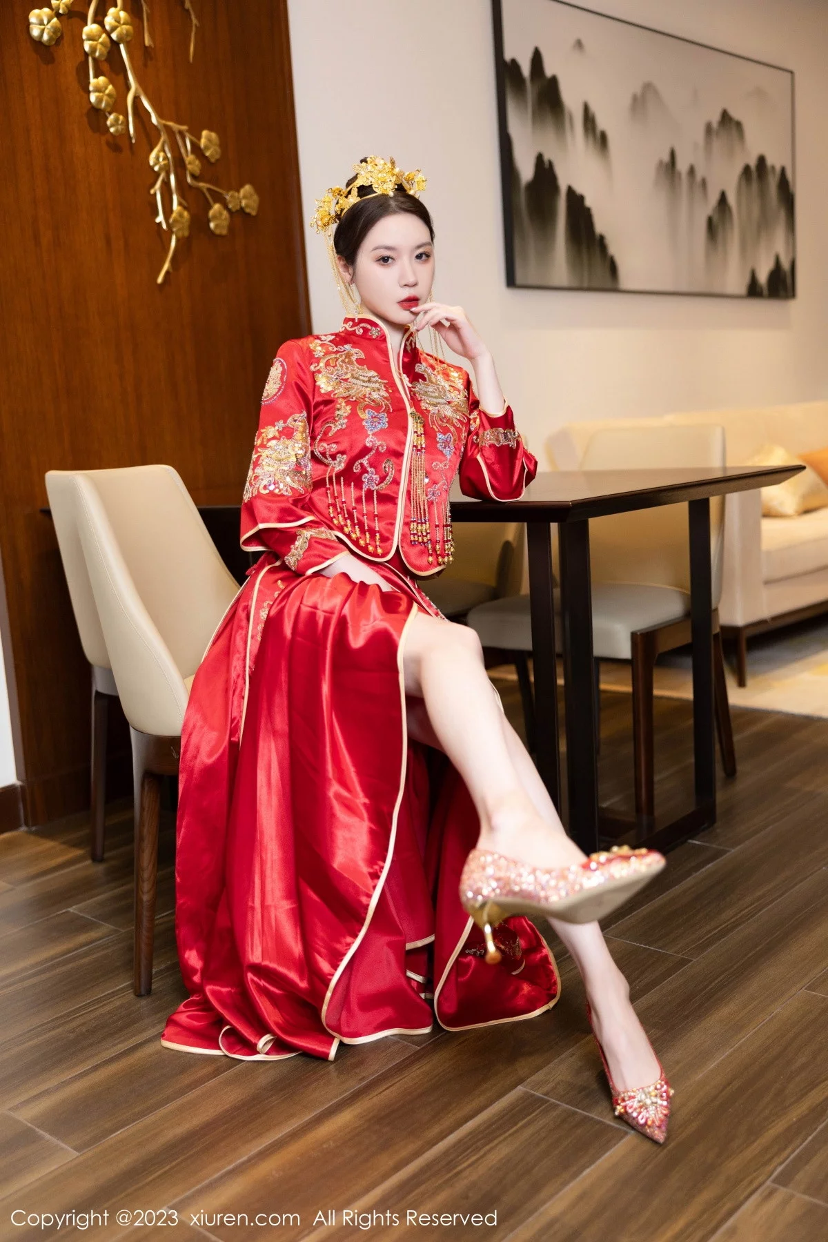 XiuRen第7766期_模特梦心玥性感红色中式婚服露红色薄透肚兜内衣撩人诱惑写真88P