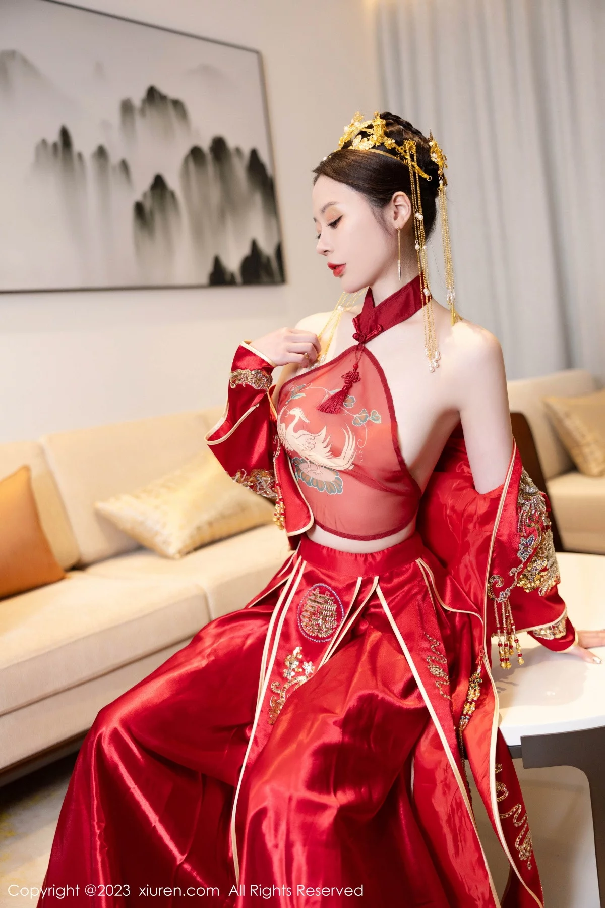 XiuRen第7766期_模特梦心玥性感红色中式婚服露红色薄透肚兜内衣撩人诱惑写真88P