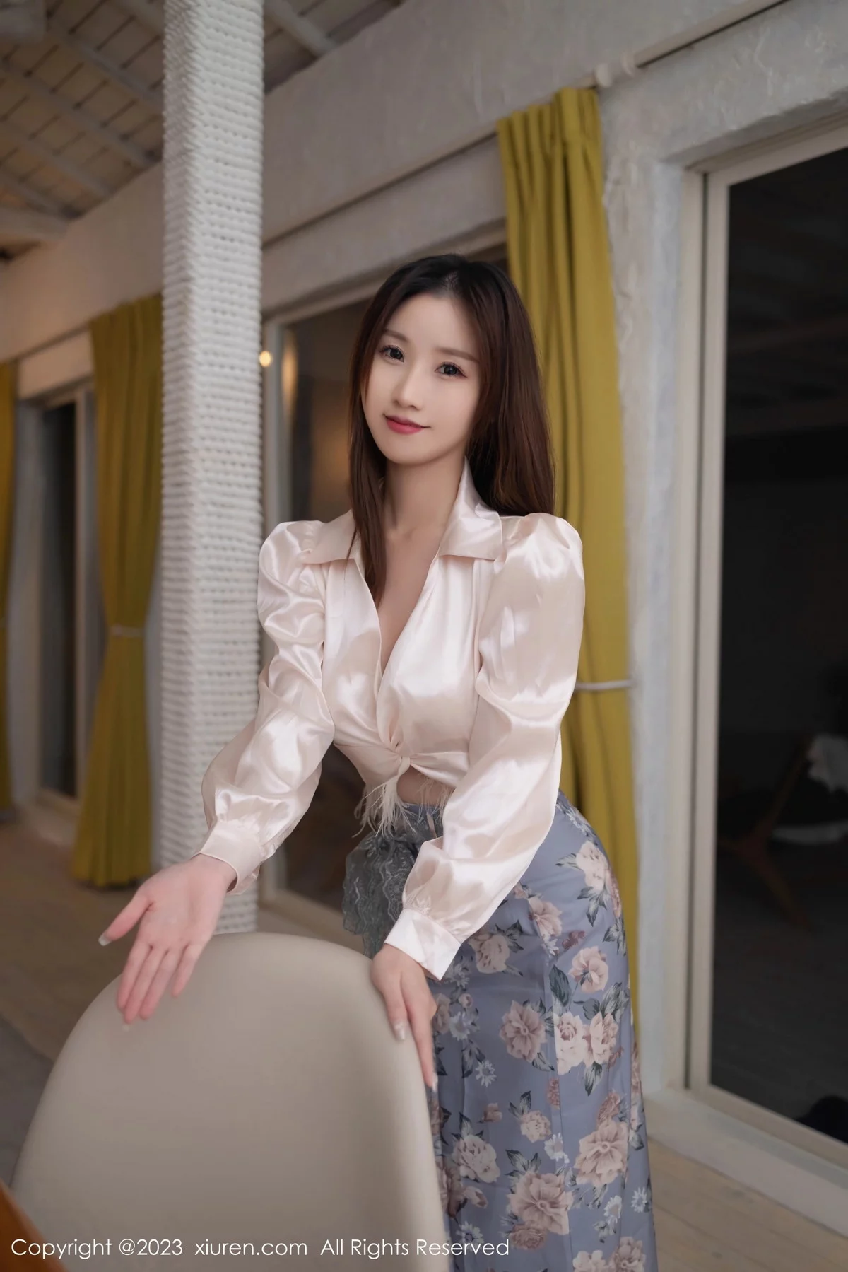 XiuRen第7770期_模特Yada杏子半脱露性感轻透内衣配超薄肉丝秀曼妙身姿诱惑写真84P