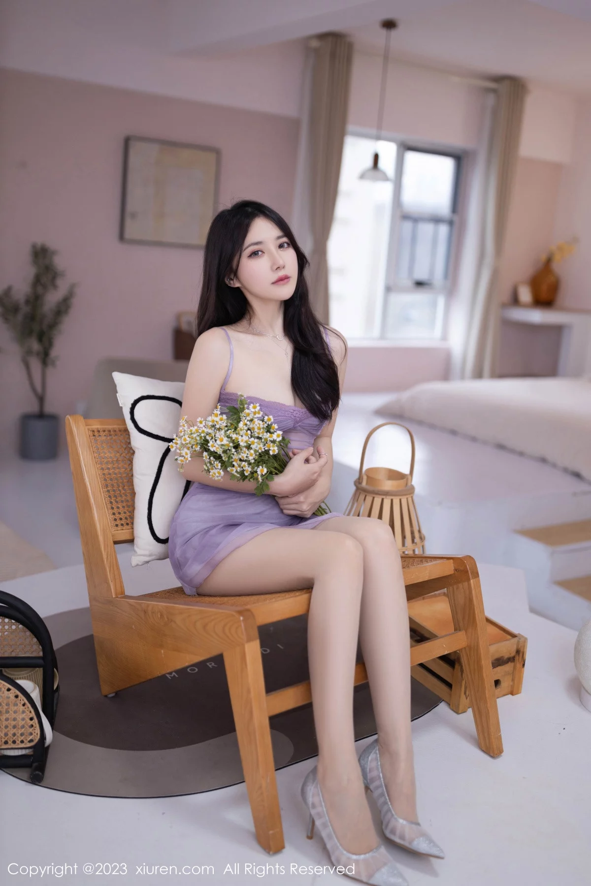XiuRen第7786期_模特鱼子酱Fish性感紫色吊带连衣短裙半脱秀曼妙身姿诱惑写真80P