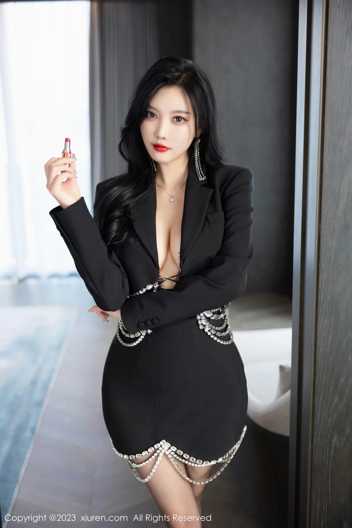 XiuRen第7799期_女神杨晨晨Yome性感黑色薄纱情趣内衣秀丰腴身材惹火诱惑写真87P