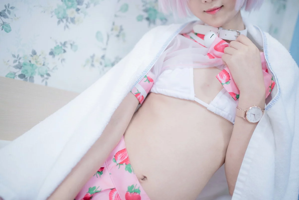 Coser美女羽天shine猫耳妹妹主题性感两套薄透学妹制服配白丝袜迷人诱惑写真130P