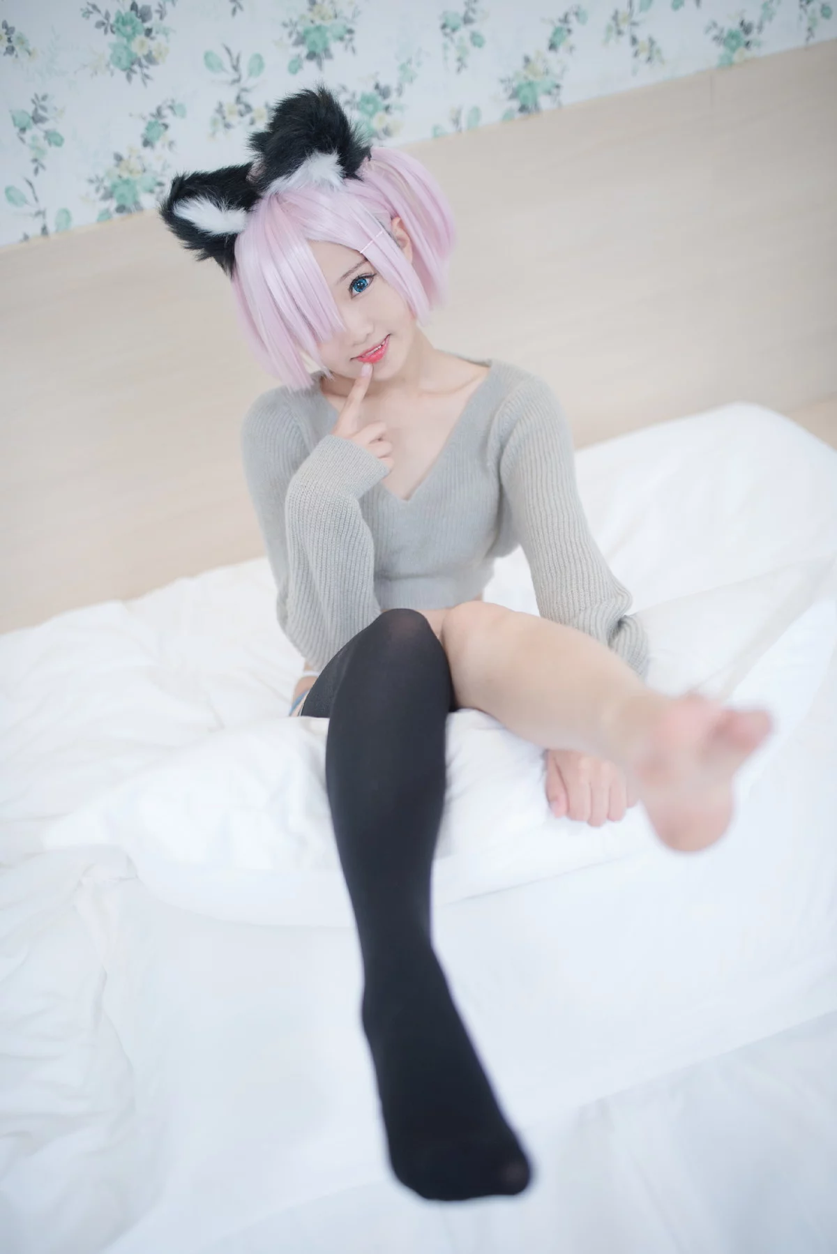 Coser美女羽天shine猫耳妹妹主题性感两套薄透学妹制服配白丝袜迷人诱惑写真130P