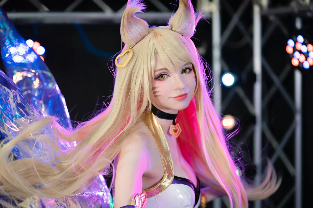 爱尔兰萝莉美女Peach Milky阿狸英雄联盟主题性感多套服饰系列秀完美身材诱惑写真142P