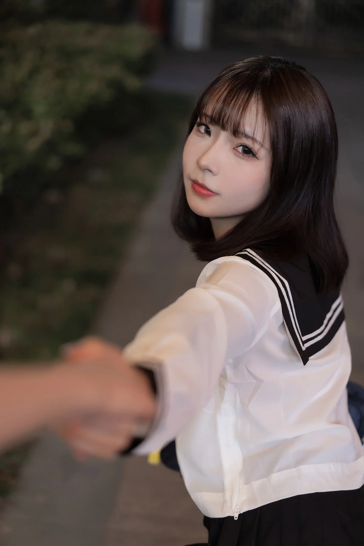 网络美女yuuhui玉汇约会我的女学生主题脱学妹制服露白色内衣秀丰满身材诱惑写真101P