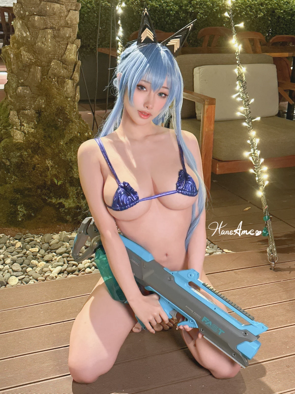 Coser美女雨波_HaneAme海伦夏日泳裝主题户外性感深蓝比基尼秀丰满身材诱惑写真47P