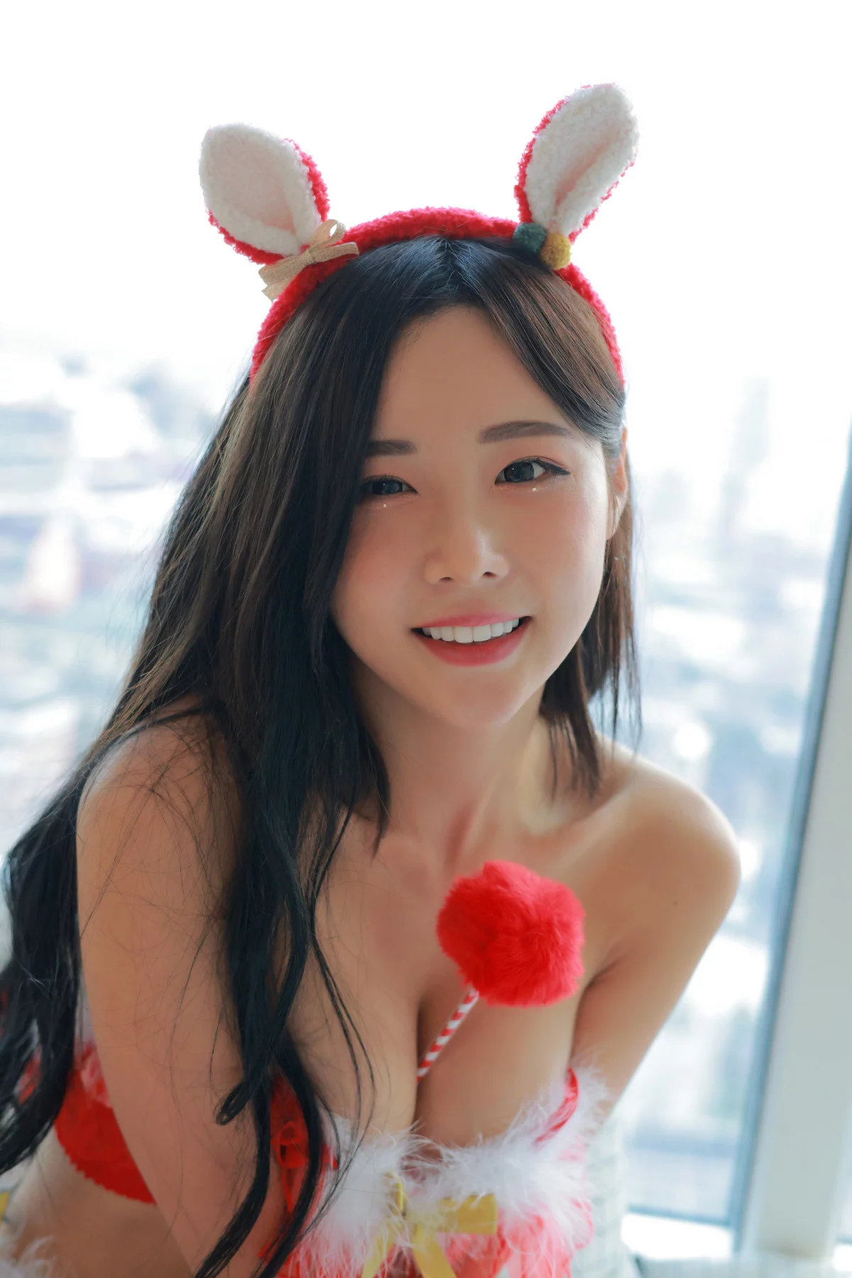 韩国美女模特Habin内衣和视频01主题绒毛红色内衣+性感女仆装秀完美身材诱惑写真59P