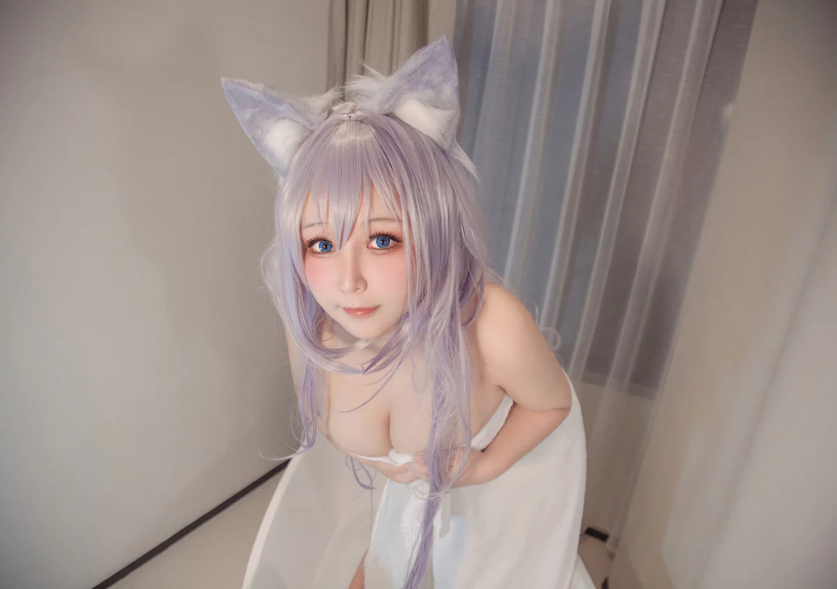 动漫博主KANEKO_咔喵浴缸主题私房浴缸性感泡泡浴半脱秀丰满身材惹火诱惑写真60P