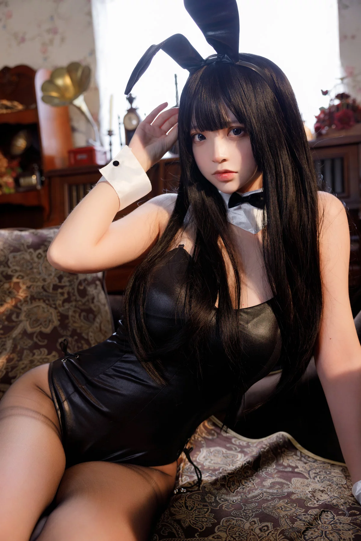 网络美女疯猫ss黑色哑光兔主题性感黑色高叉连体衣配超薄黑丝秀完美身材诱惑写真50P