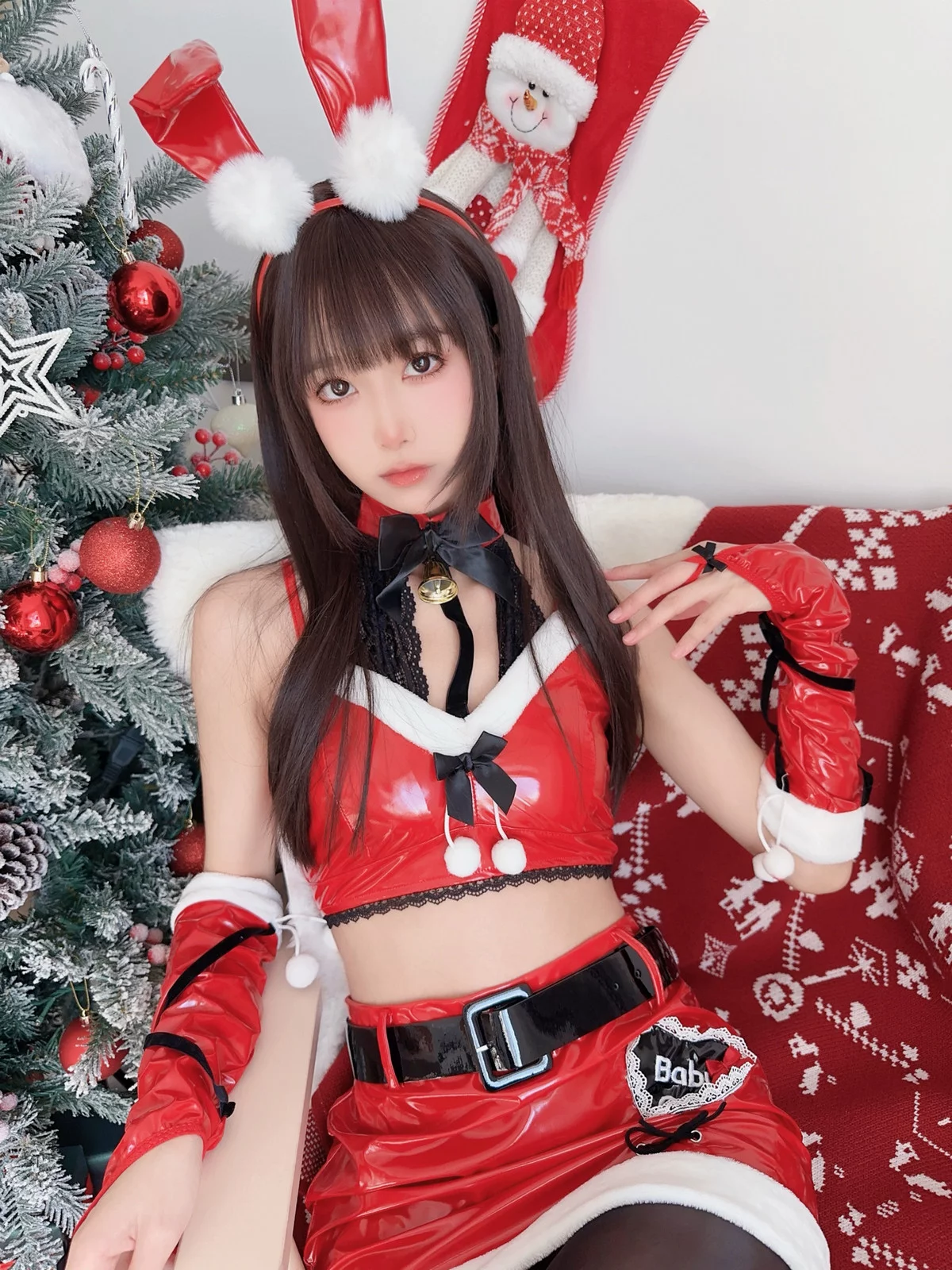 Coser美女布丁大法圣诞兔主题性感红色短裙套装配闪亮黑丝秀翘臀美腿诱惑写真76P