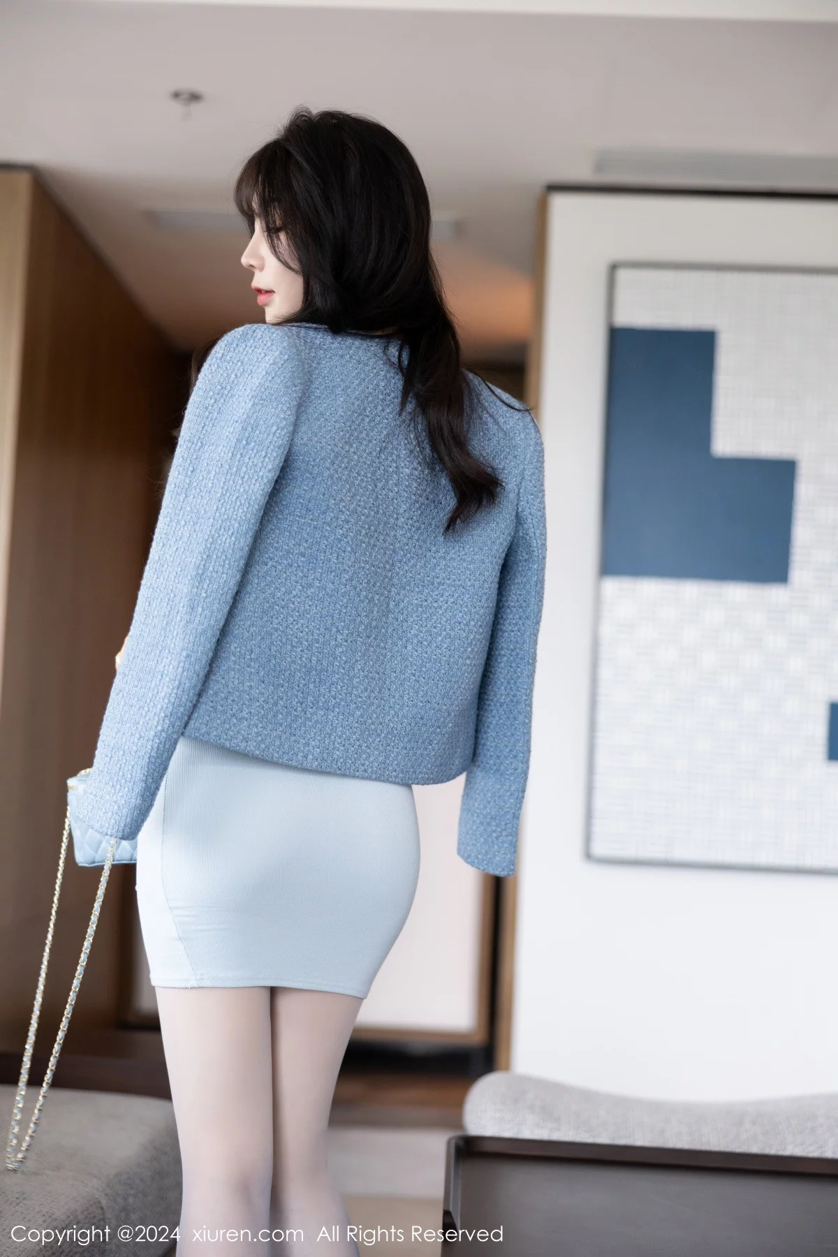 XiuRen第7976期_女神徐莉芝Booty淡蓝连衣短裙+白色蕾丝内衣秀曼妙身姿诱惑写真90P
