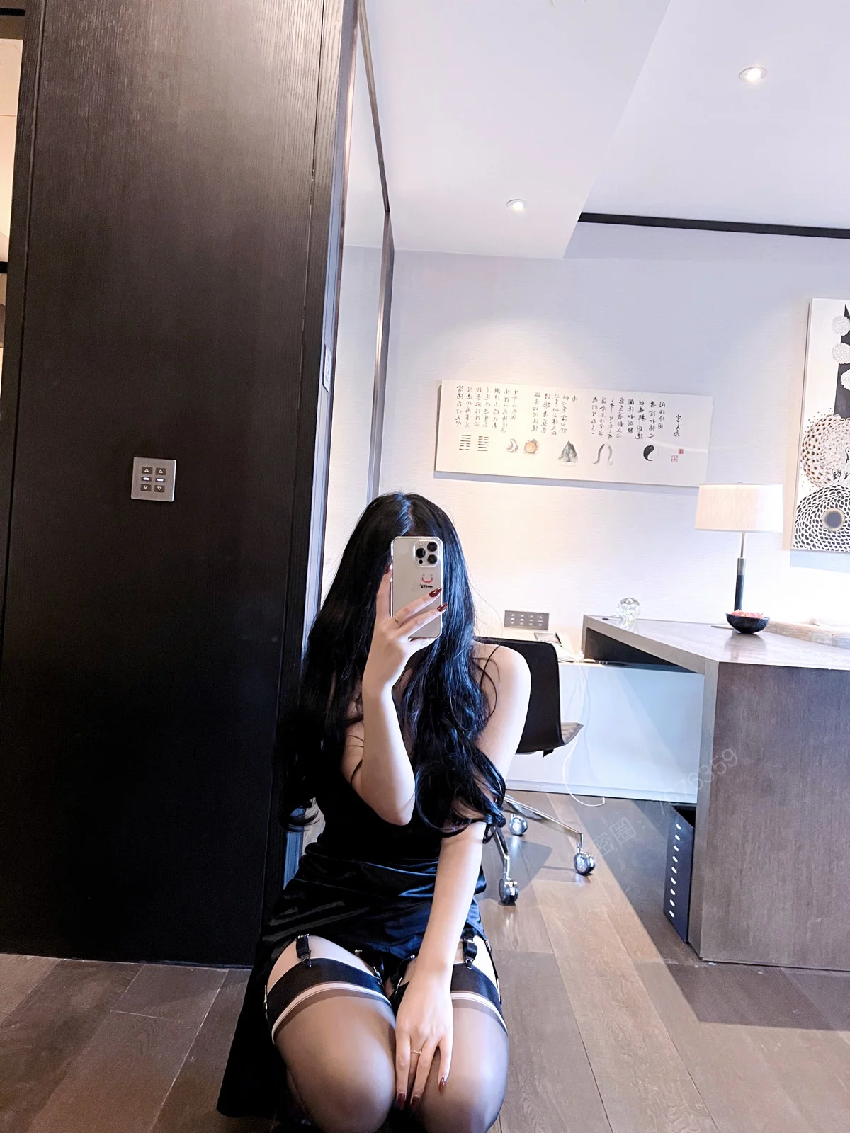 网络美女安乔乔儿cervin无弹力主题性感黑色内衣配黑丝吊袜秀完美身材诱惑写真109P