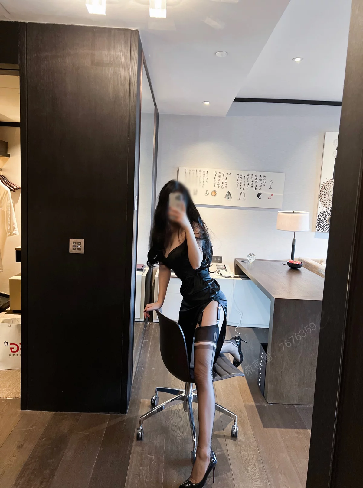 网络美女安乔乔儿cervin无弹力主题性感黑色内衣配黑丝吊袜秀完美身材诱惑写真109P