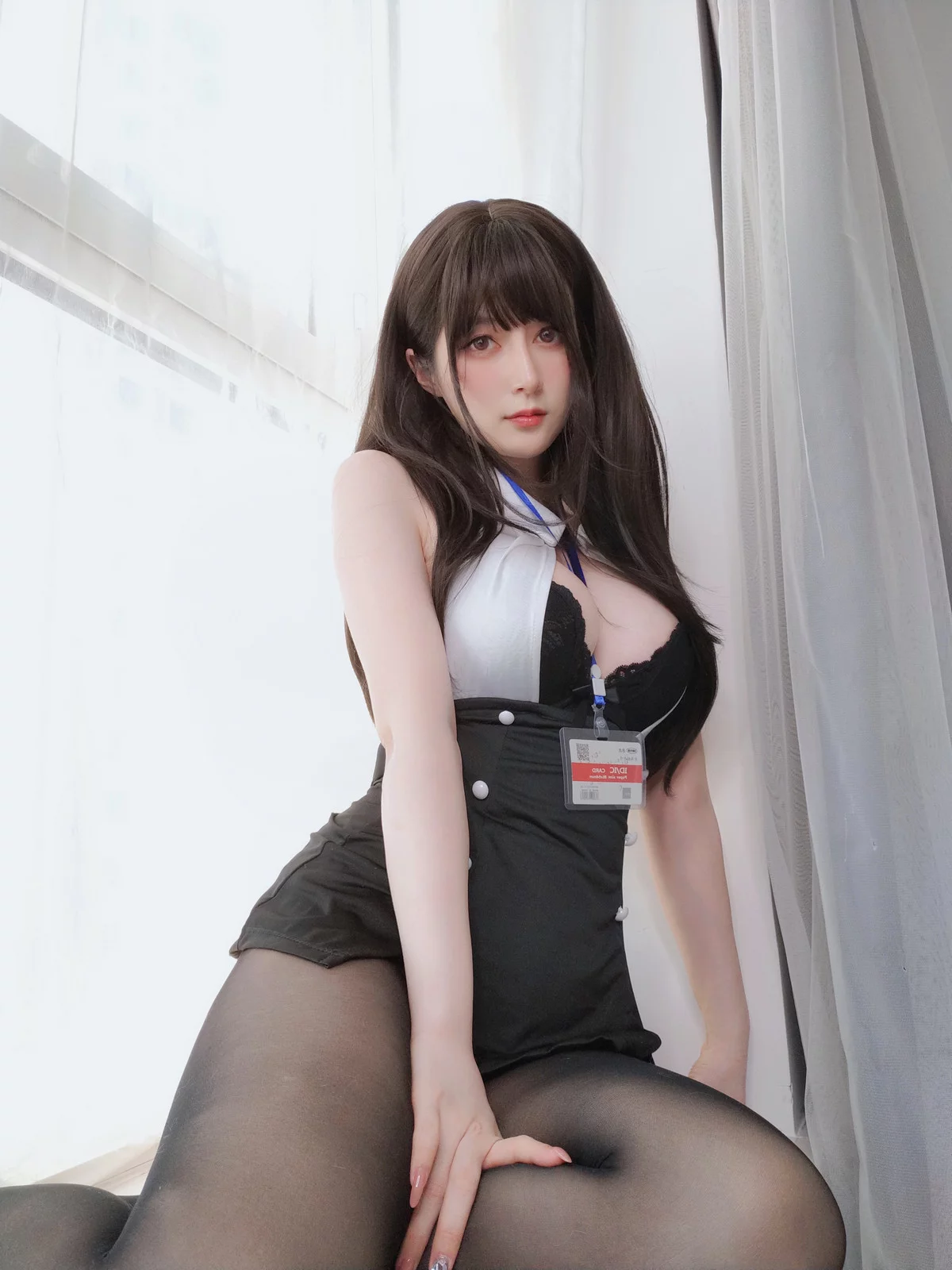 Coser小姐姐白银珍珠秘书主题脱OL制服露性感黑色蕾丝内衣配超薄黑丝诱惑写真168P