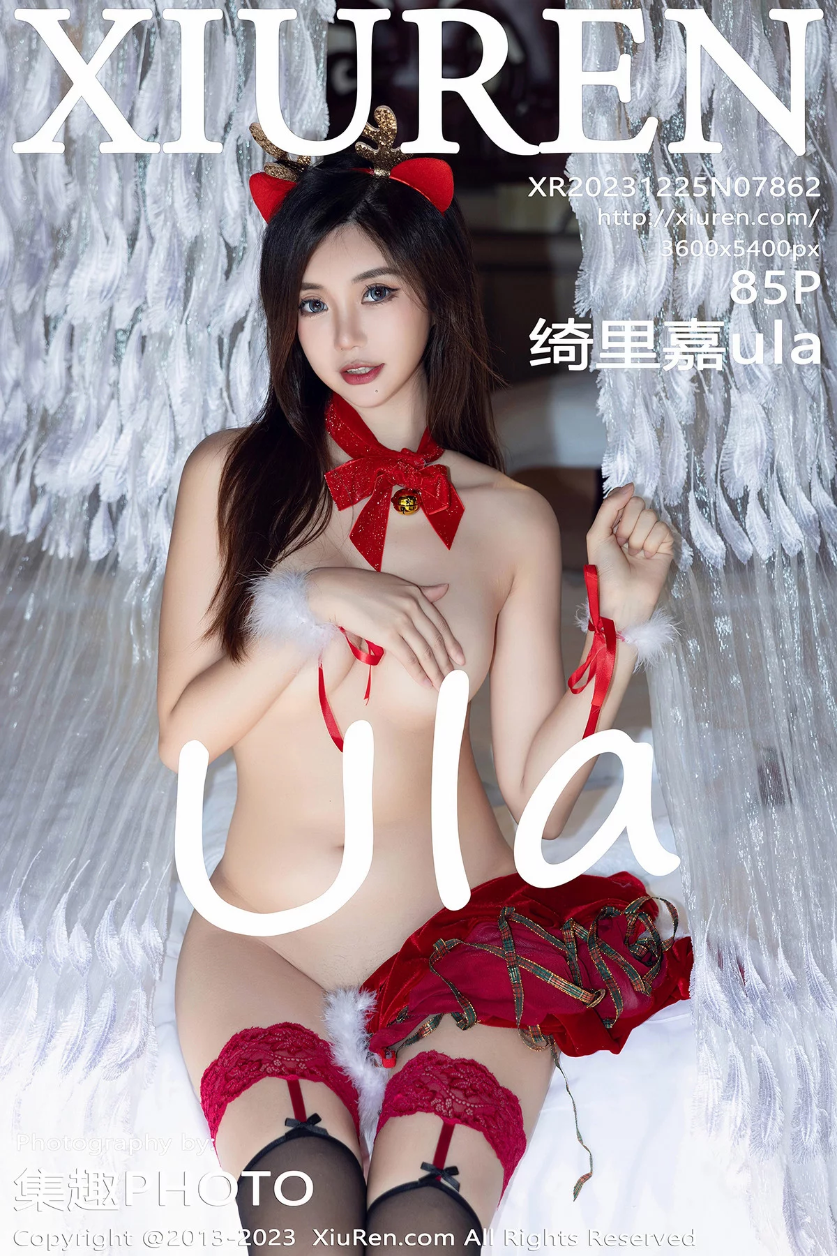 XiuRen第7862期_女神绮里嘉ula红色圣诞主题服饰配黑丝吊袜秀婀娜身材诱惑写真83P