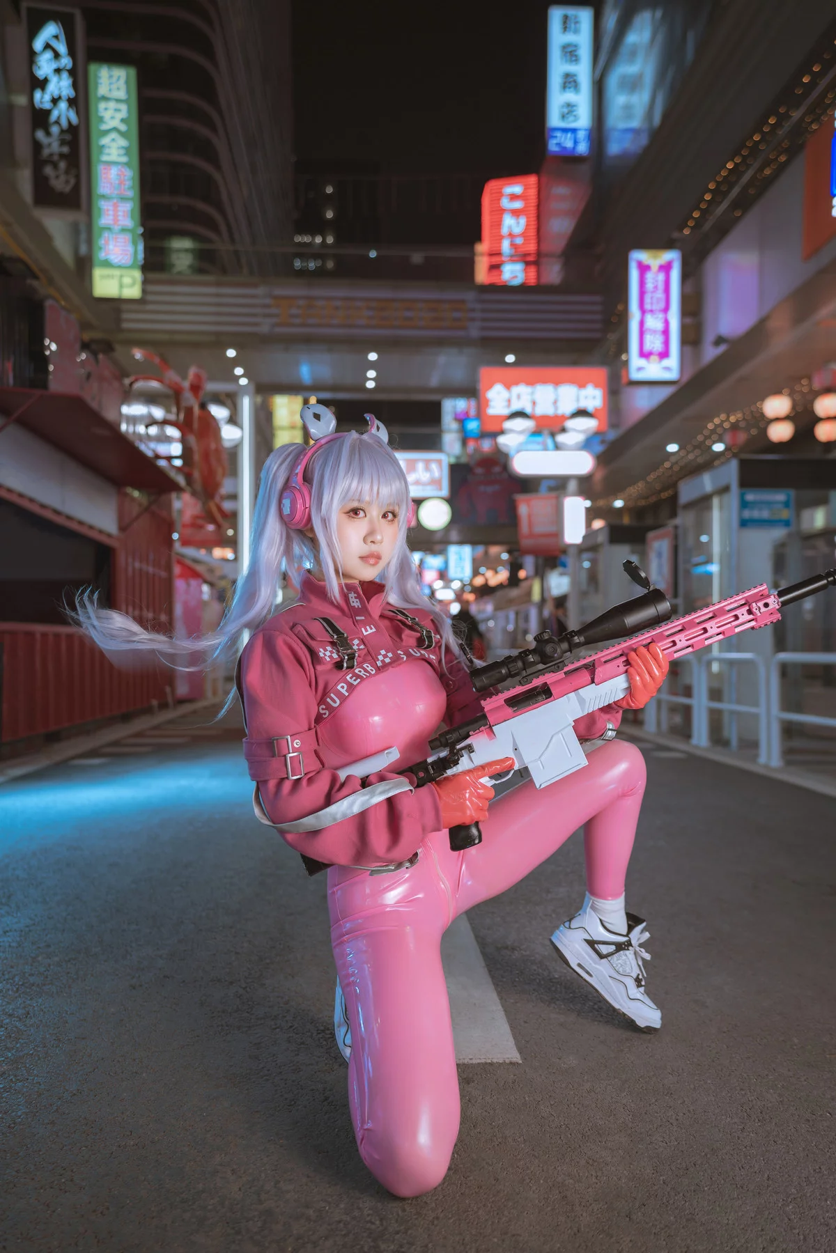阳光美少女萌芽儿o0爱丽丝主题户外性感粉红连体衣紧身秀凹凸身材撩人诱惑写真108P