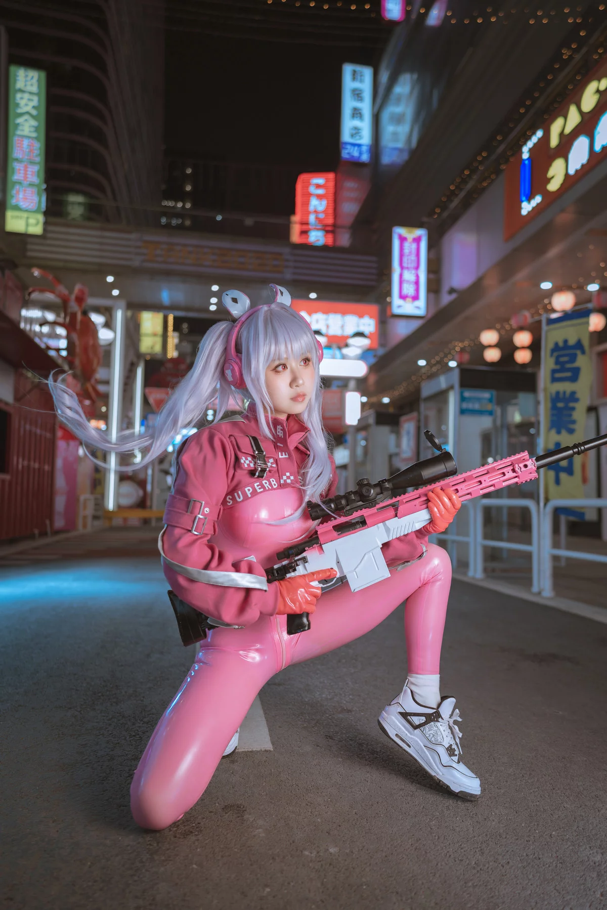 阳光美少女萌芽儿o0爱丽丝主题户外性感粉红连体衣紧身秀凹凸身材撩人诱惑写真108P